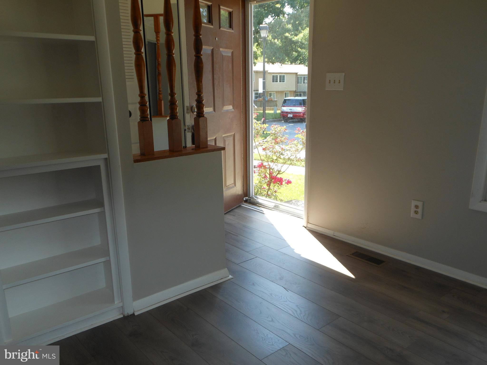 WOODS EDGE TOWNHOME CONDOMINIUMS - Residential