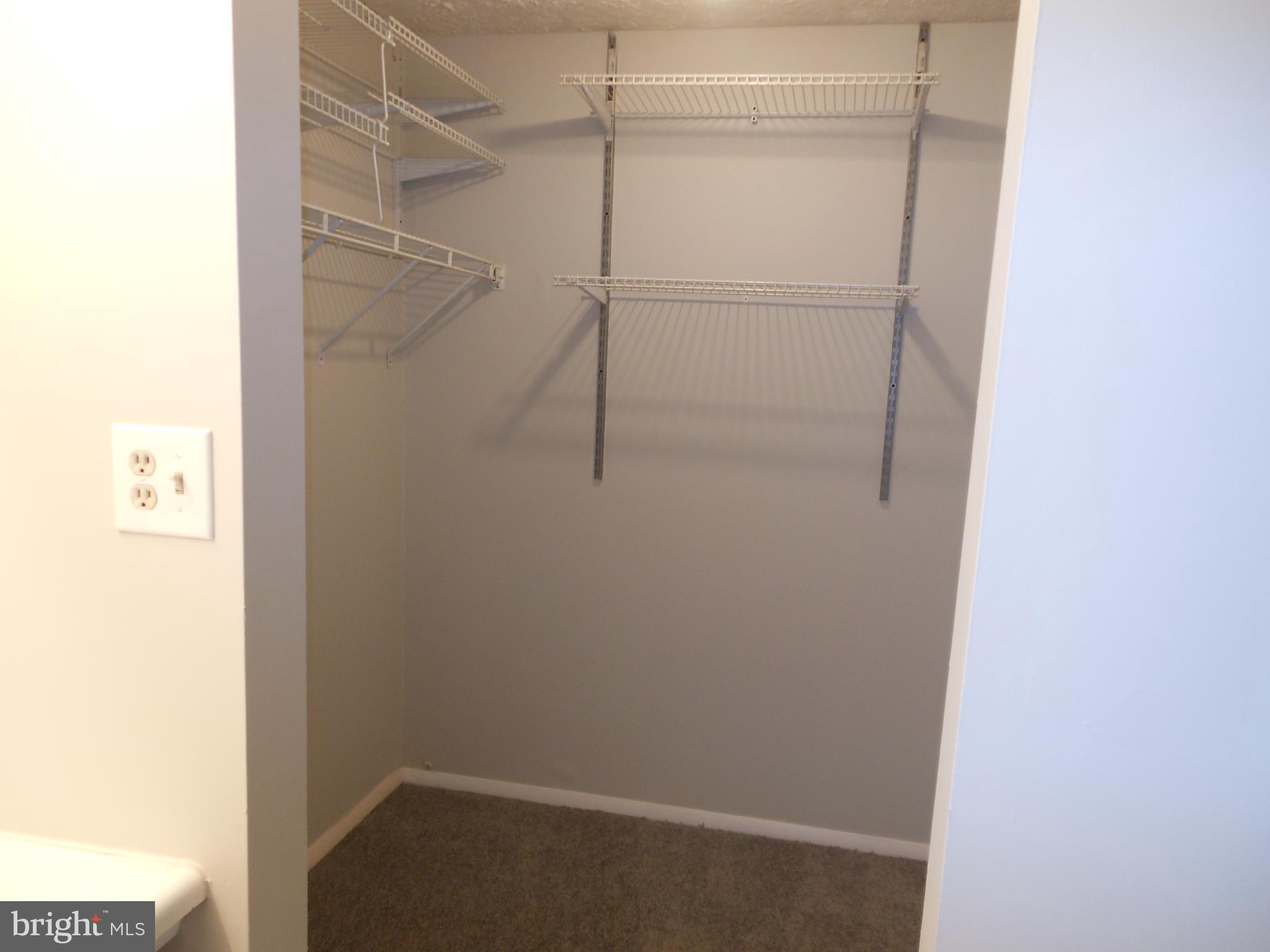 WOODS EDGE TOWNHOME CONDOMINIUMS - Residential