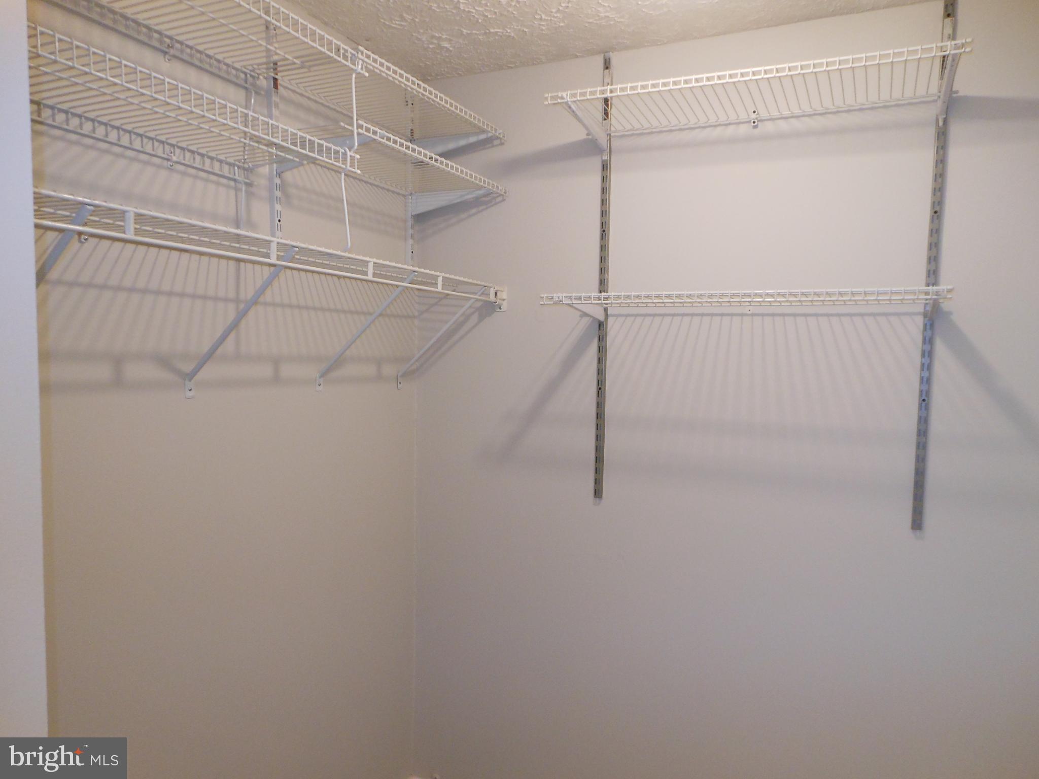 WOODS EDGE TOWNHOME CONDOMINIUMS - Residential