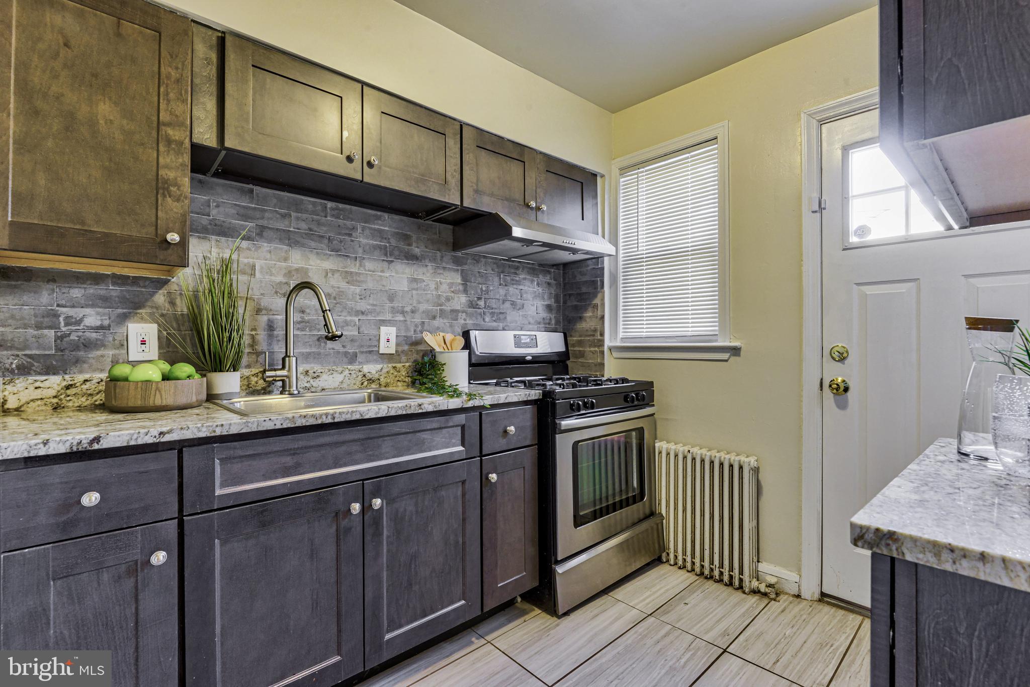 FRANKFORD - Residential