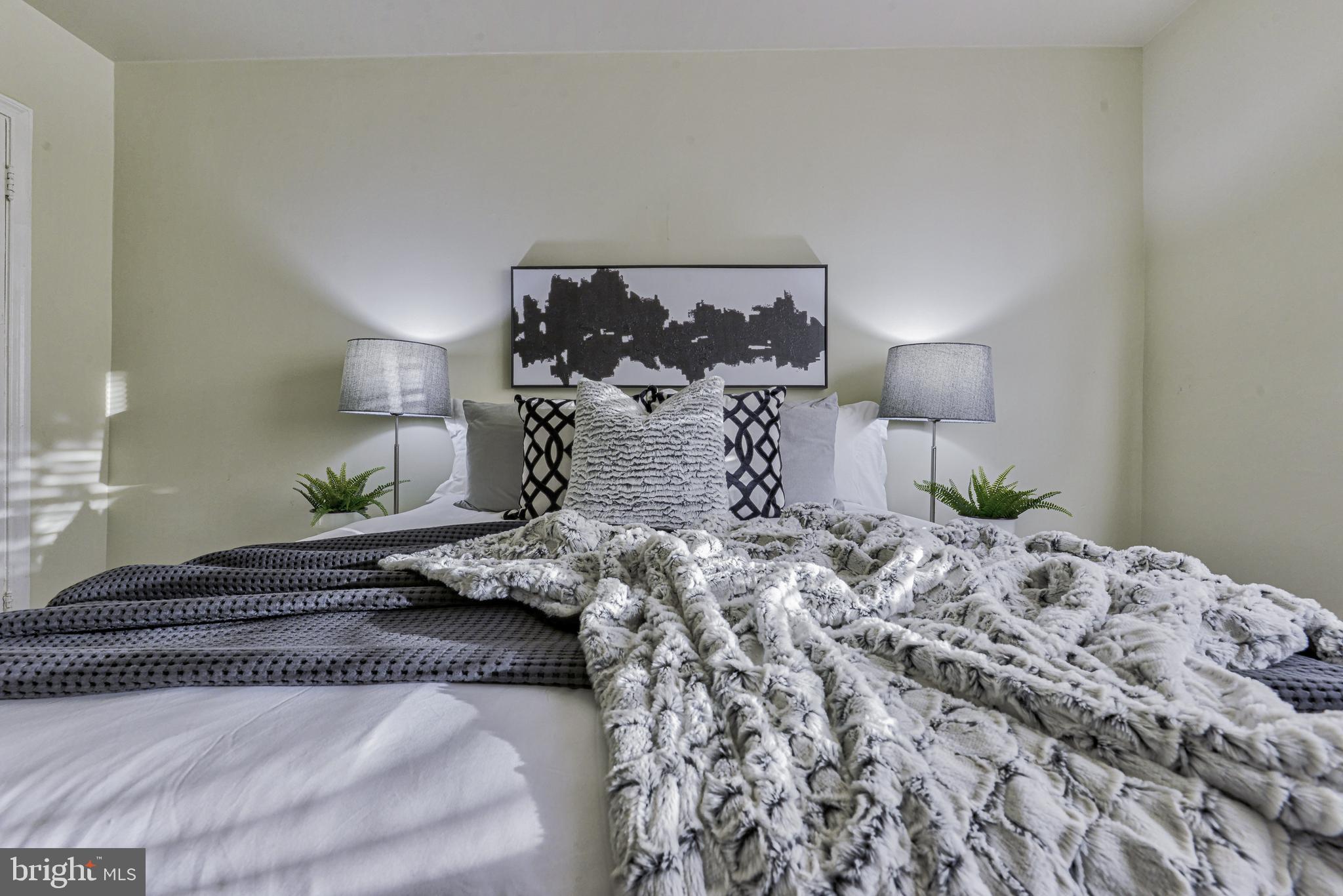 FRANKFORD - Residential