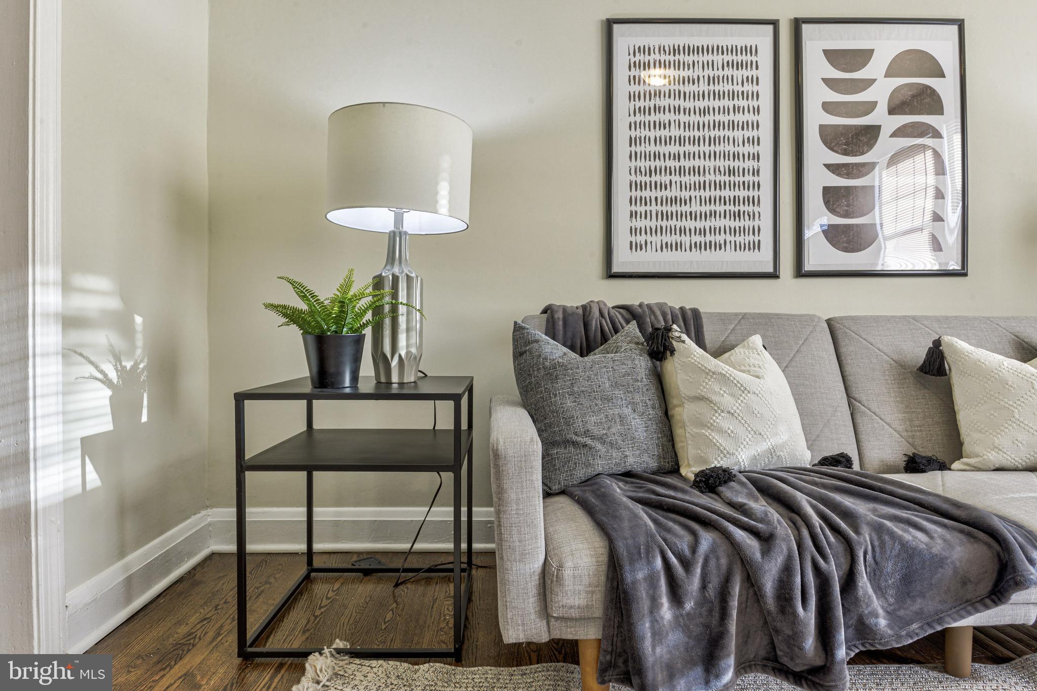 FRANKFORD - Residential