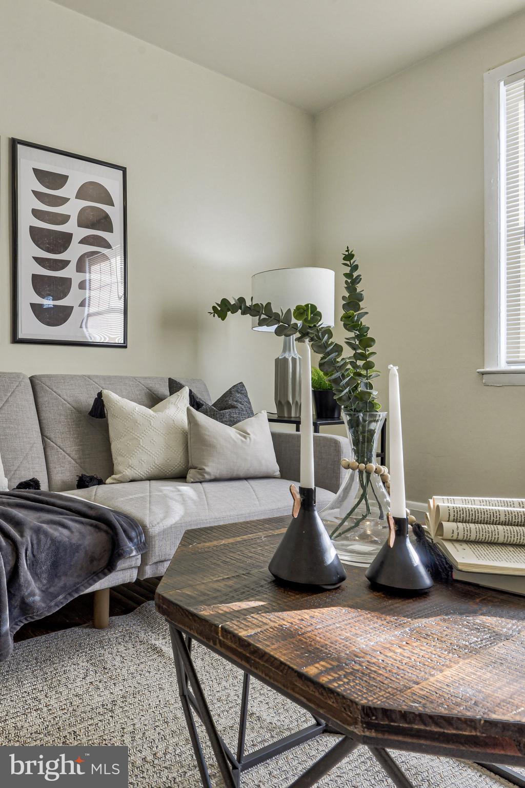 FRANKFORD - Residential