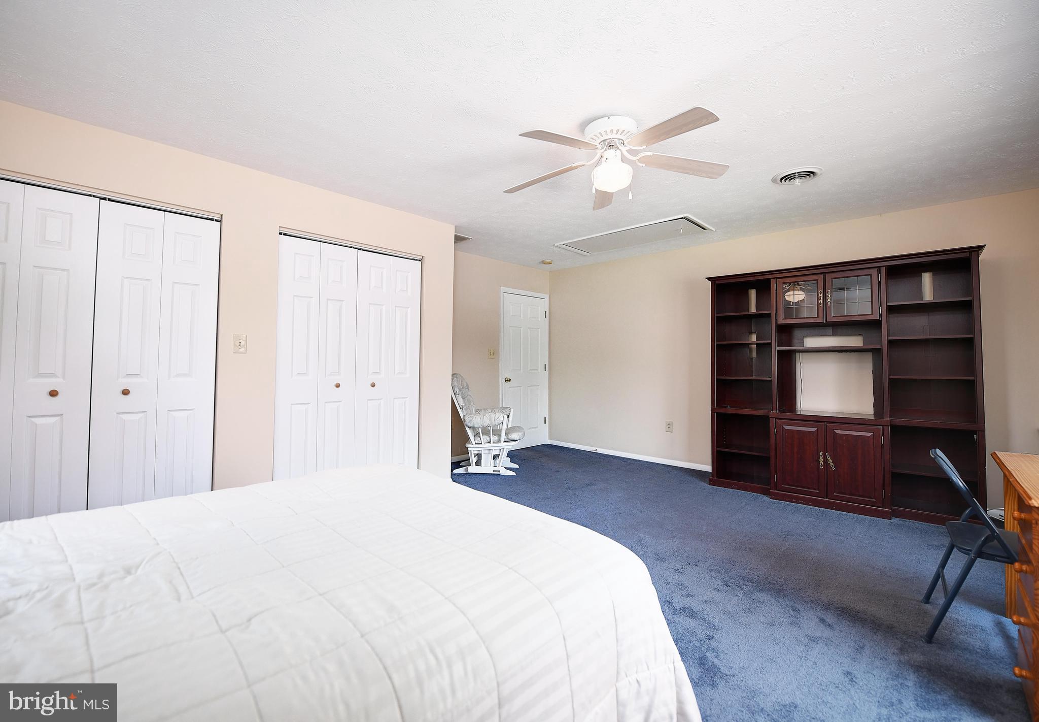 TIMBER GROVE - Residential