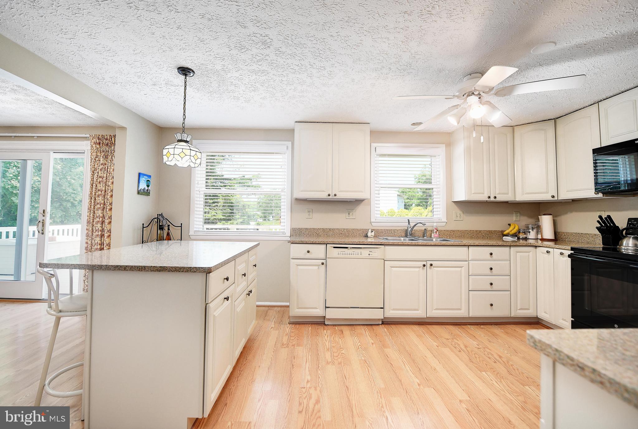 TIMBER GROVE - Residential