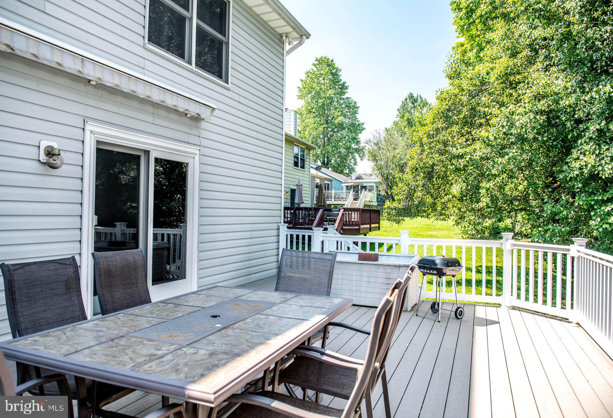 TIMBER GROVE - Residential