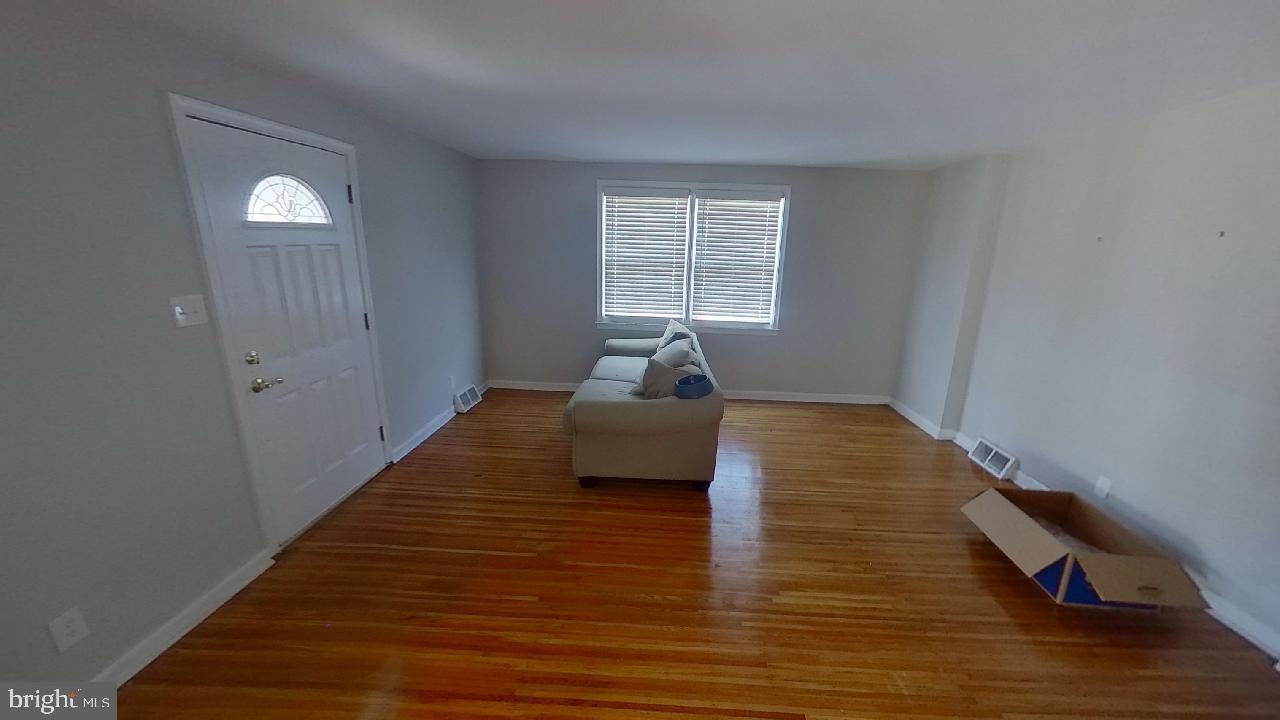MANAYUNK - Residential Lease