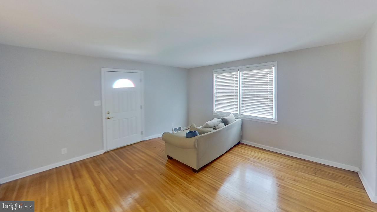 MANAYUNK - Residential Lease