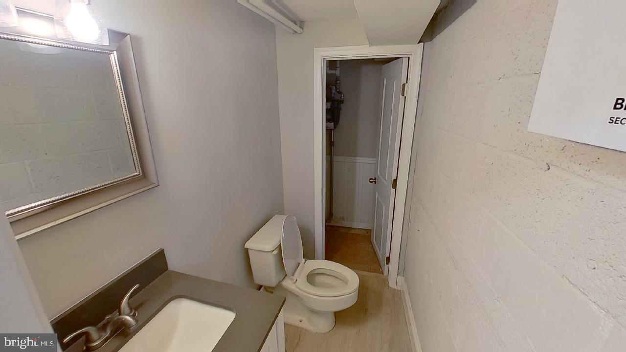 MANAYUNK - Residential Lease