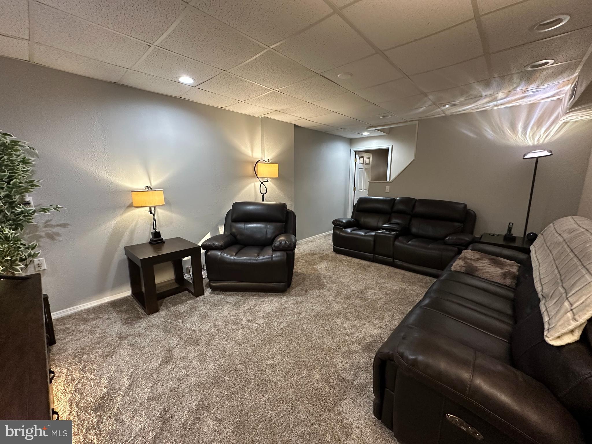 WINDOVER HILLS - Residential