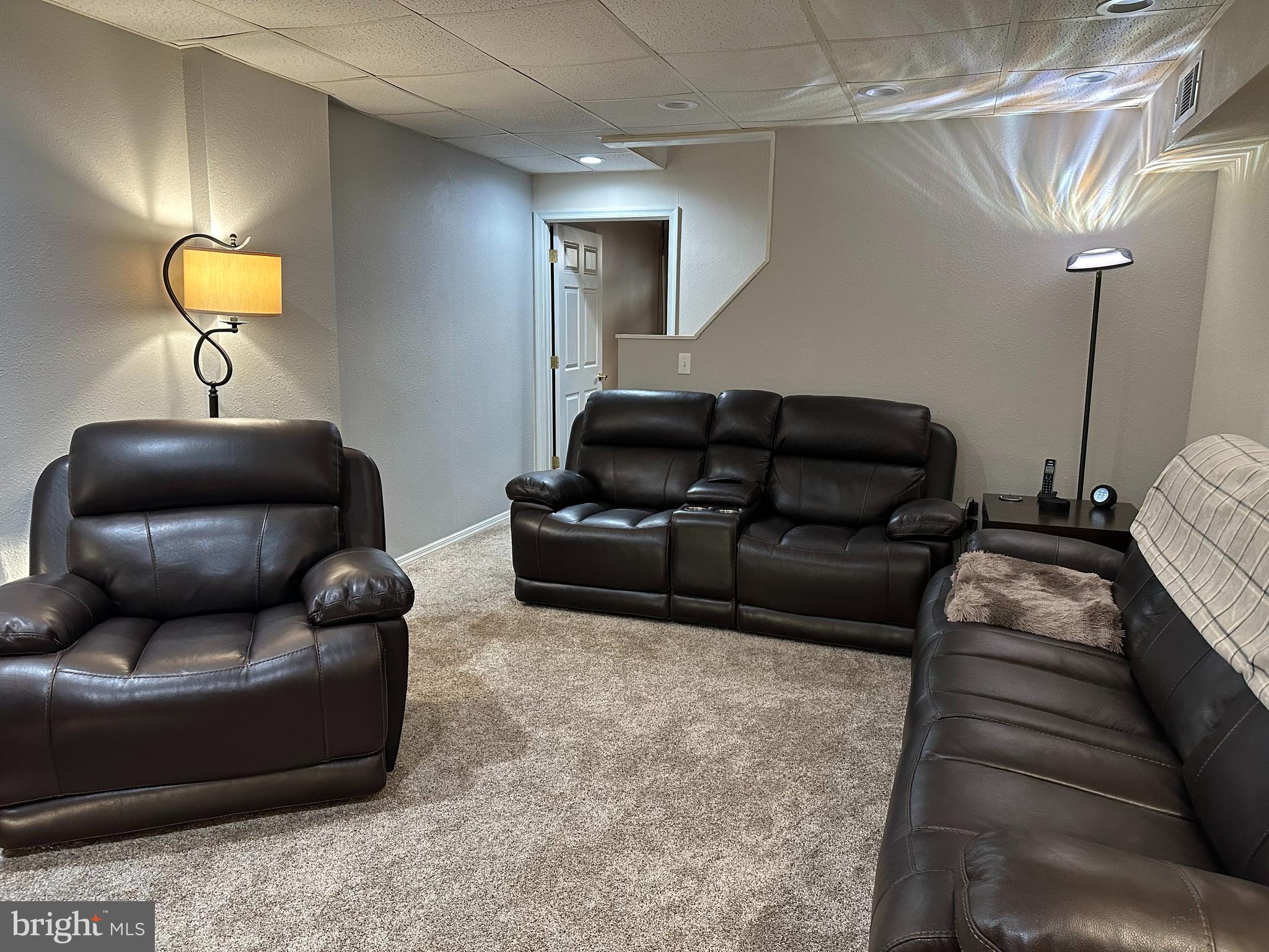 WINDOVER HILLS - Residential