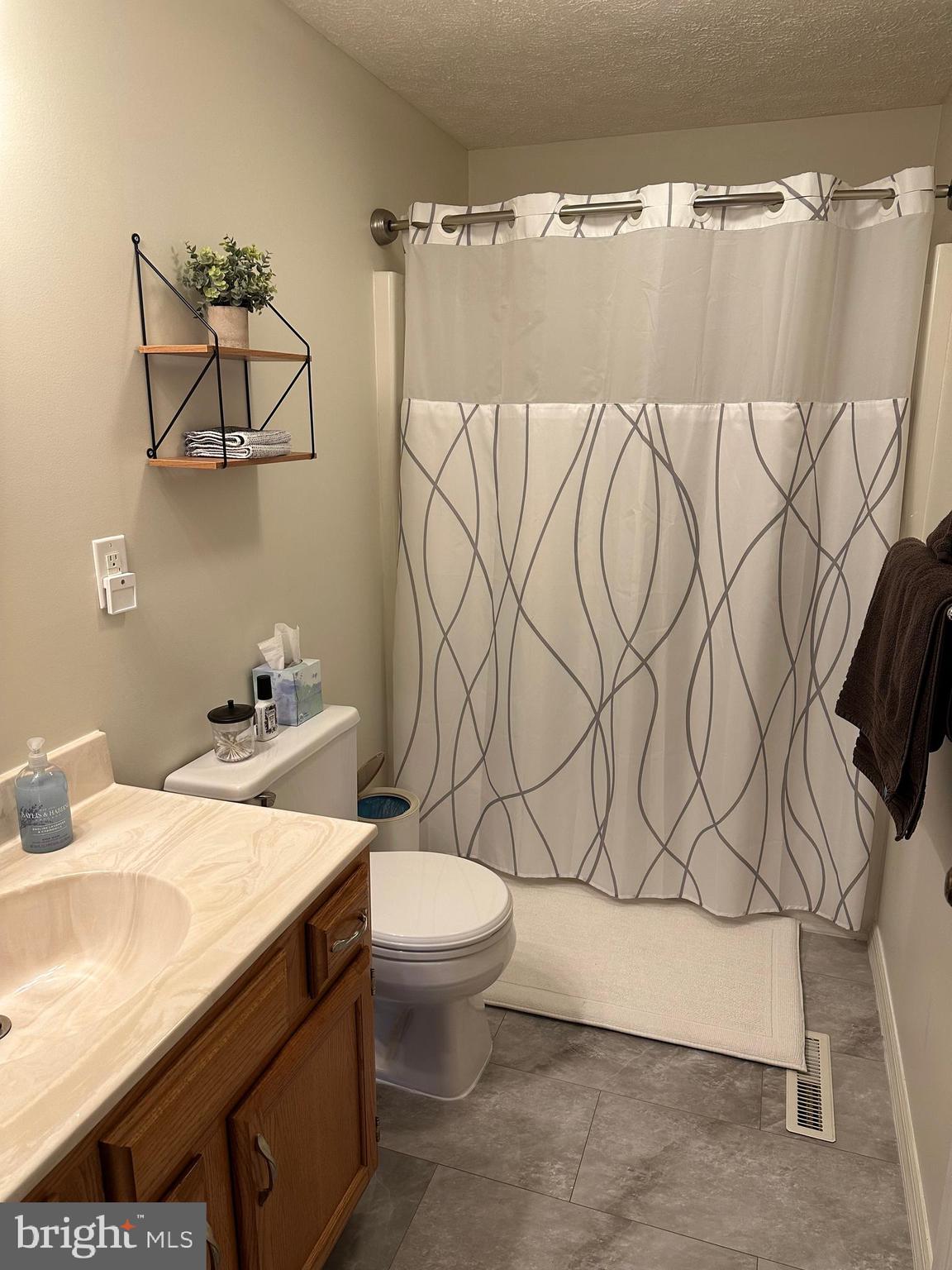 WINDOVER HILLS - Residential