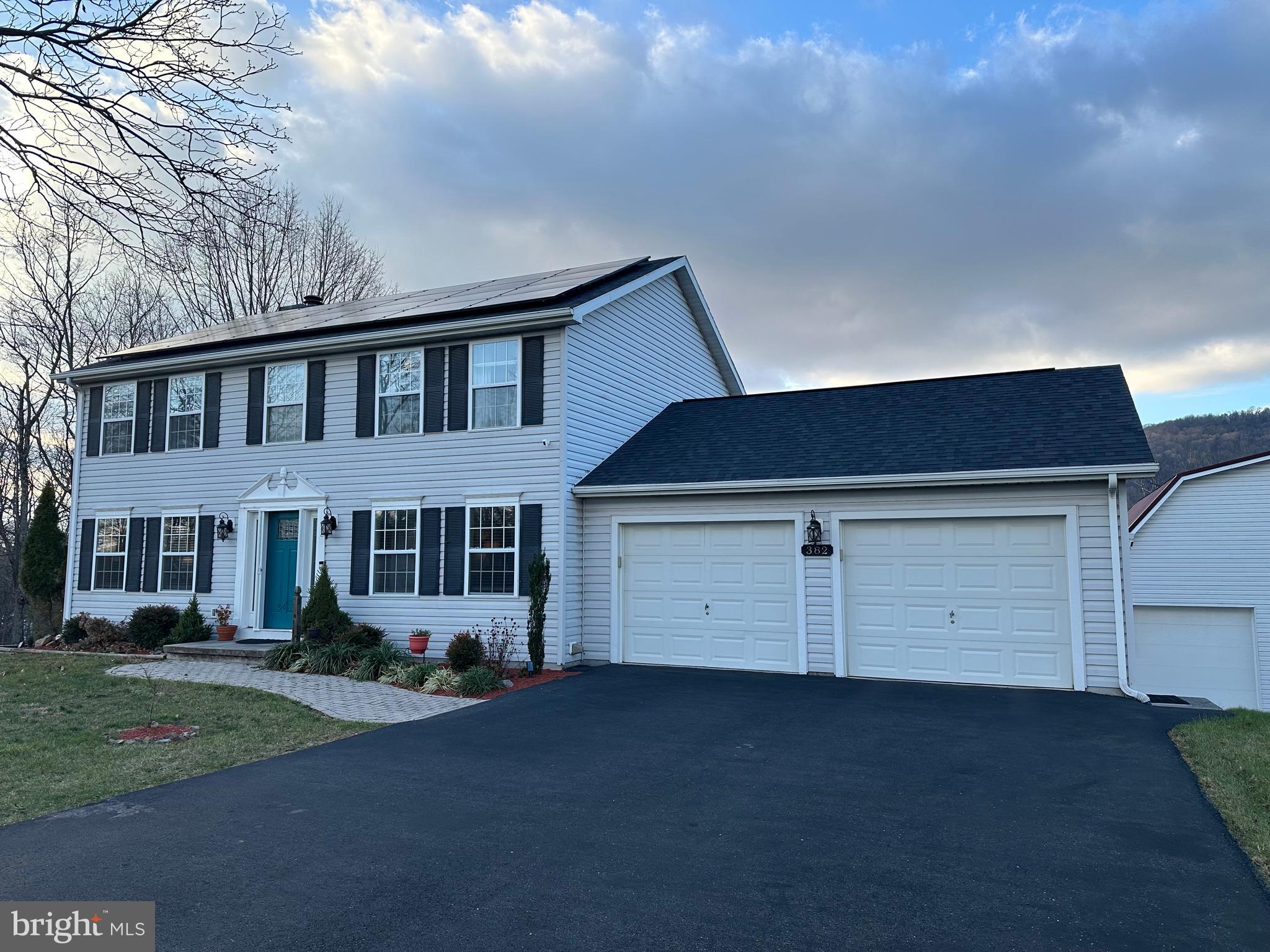 WINDOVER HILLS - Residential