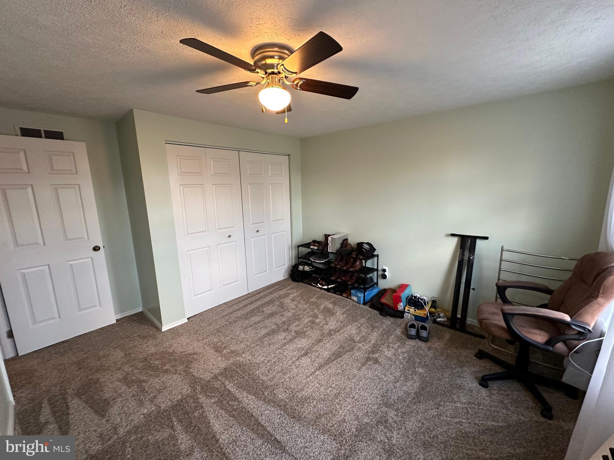 WINDOVER HILLS - Residential