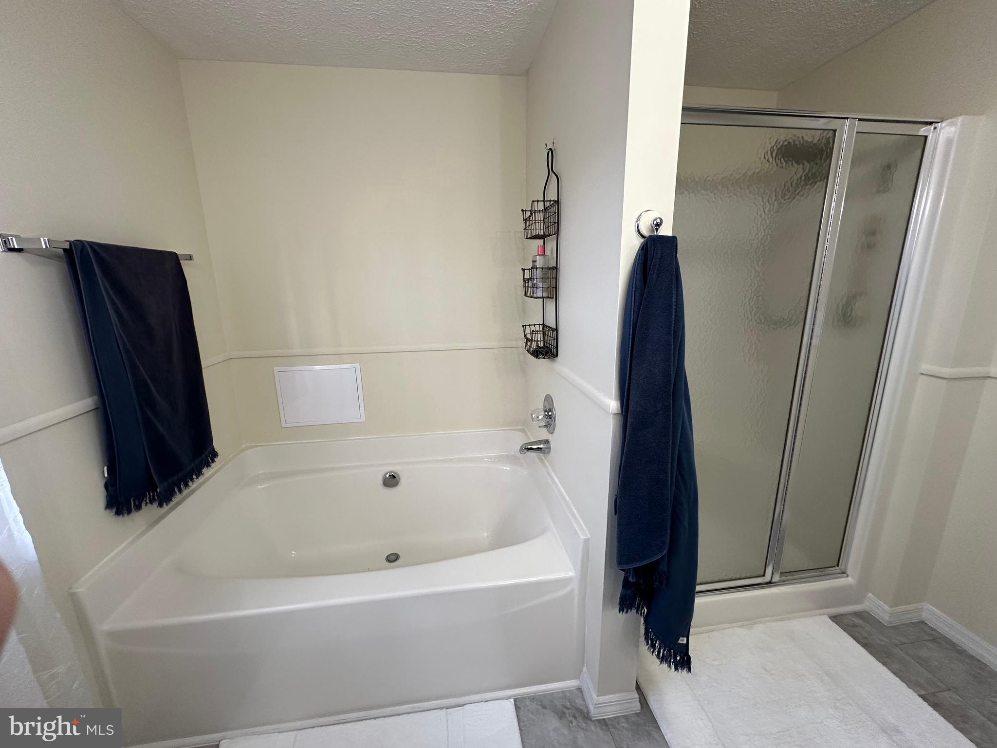 WINDOVER HILLS - Residential