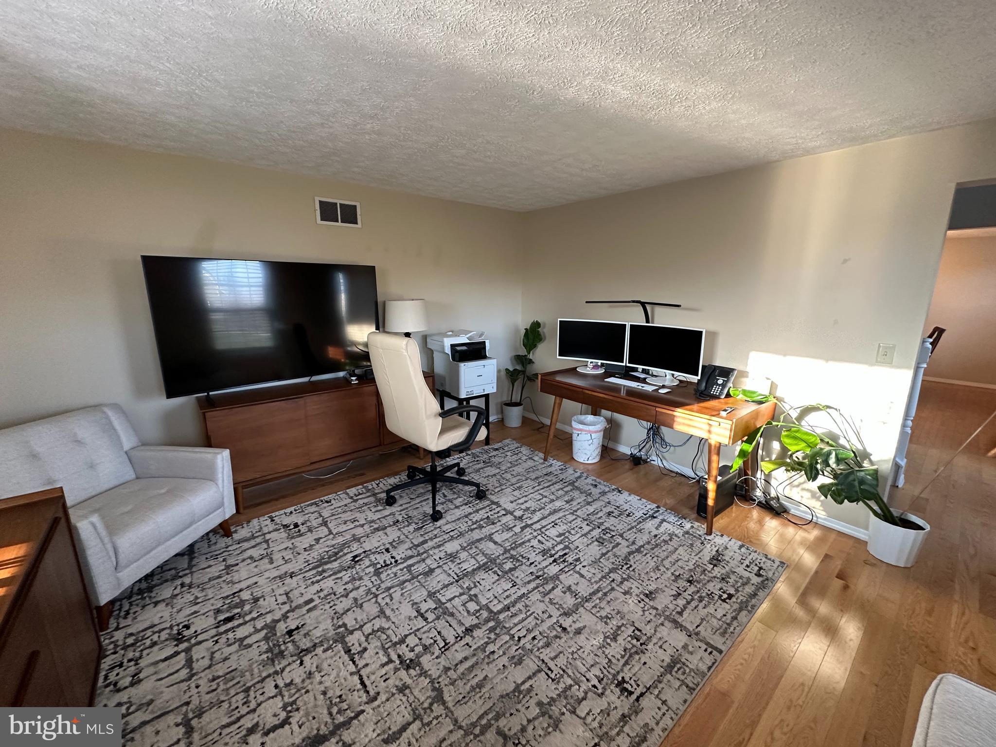 WINDOVER HILLS - Residential