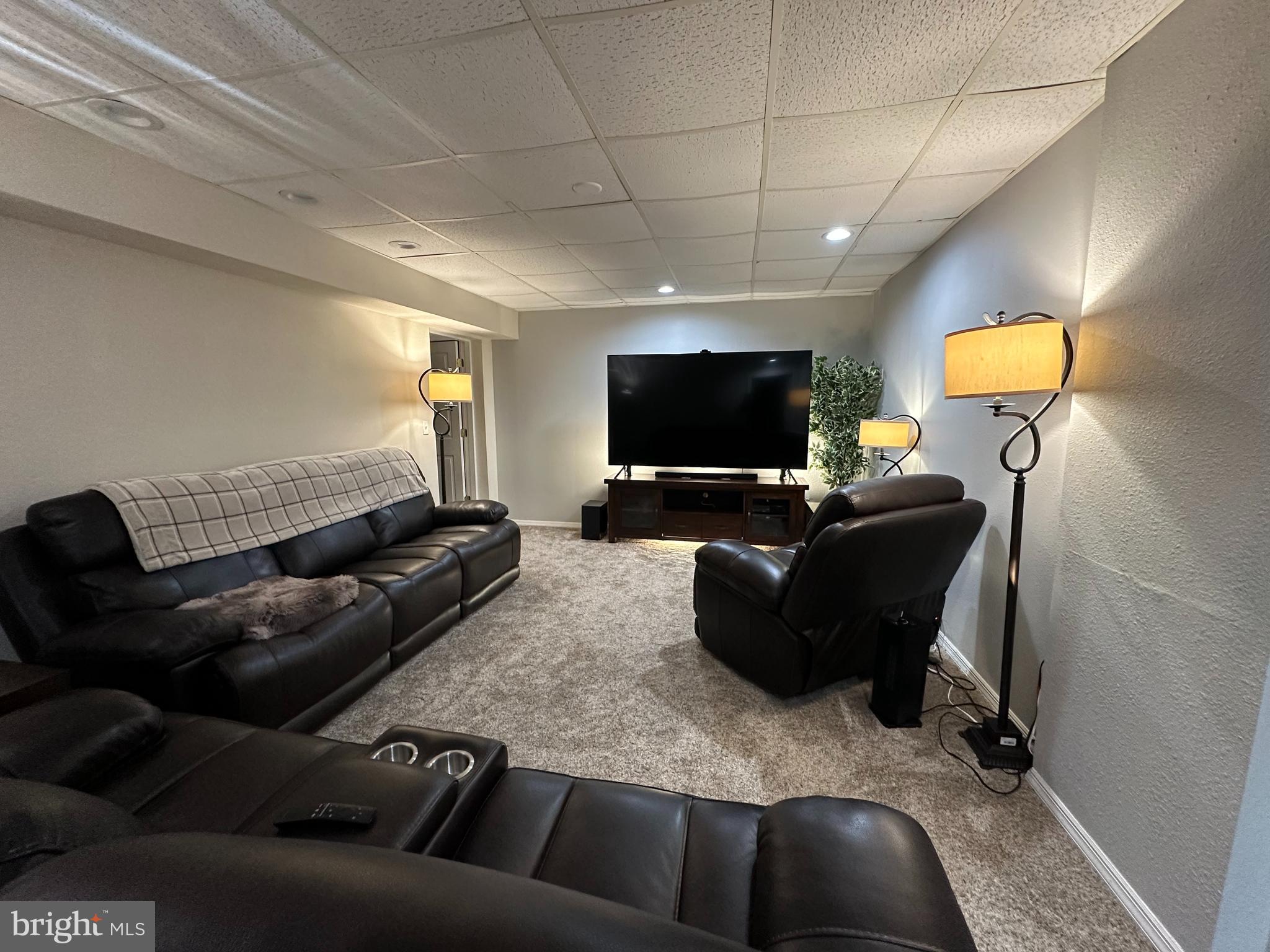 WINDOVER HILLS - Residential