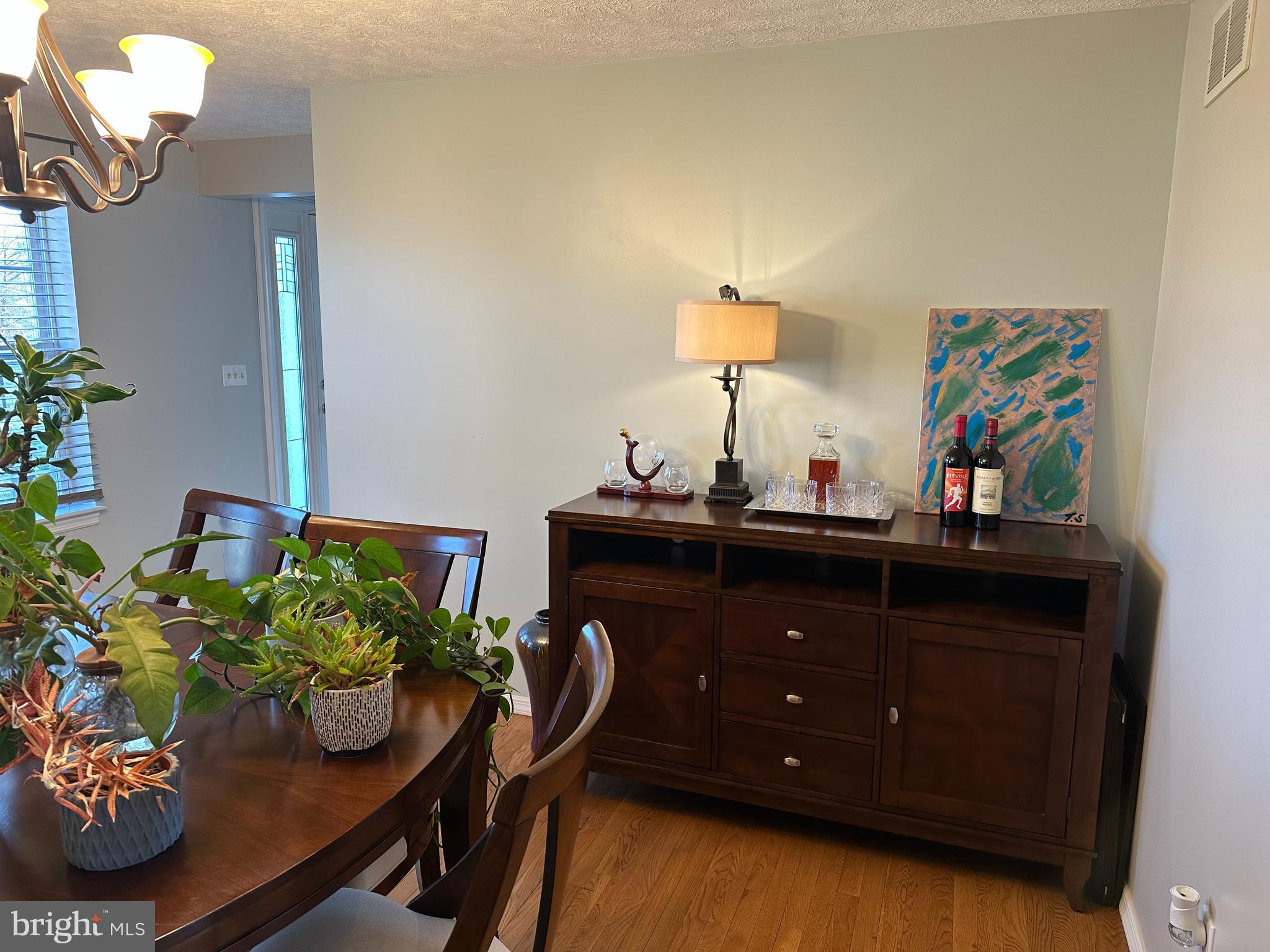 WINDOVER HILLS - Residential