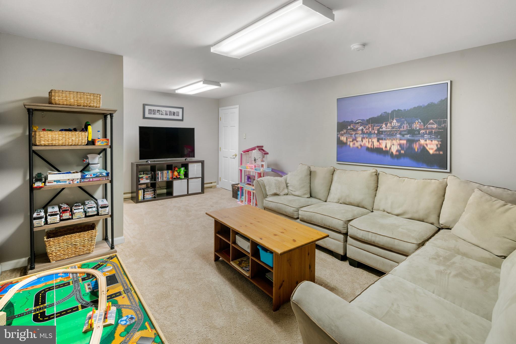 HUNTERS CROSSING - Residential