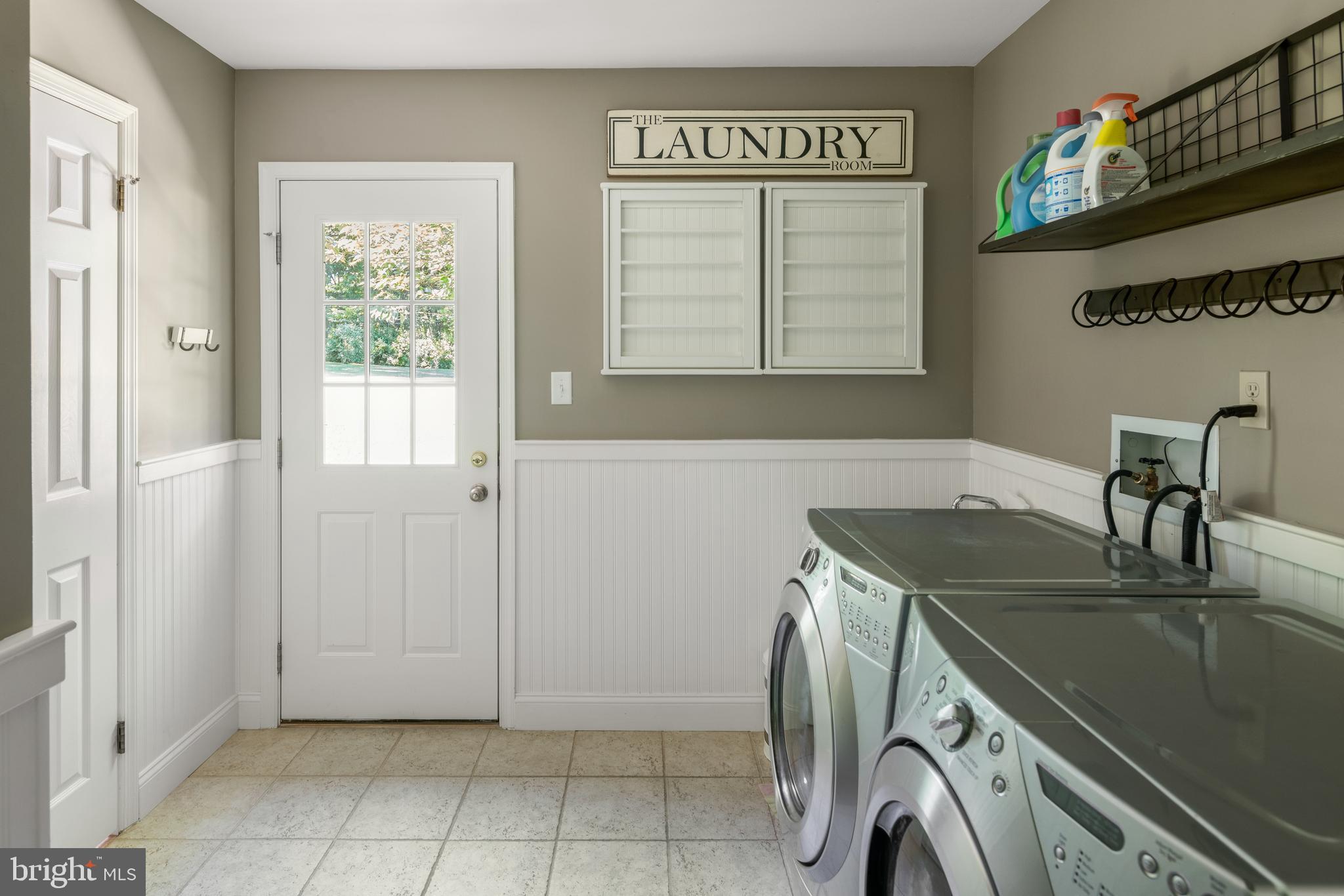 HUNTERS CROSSING - Residential