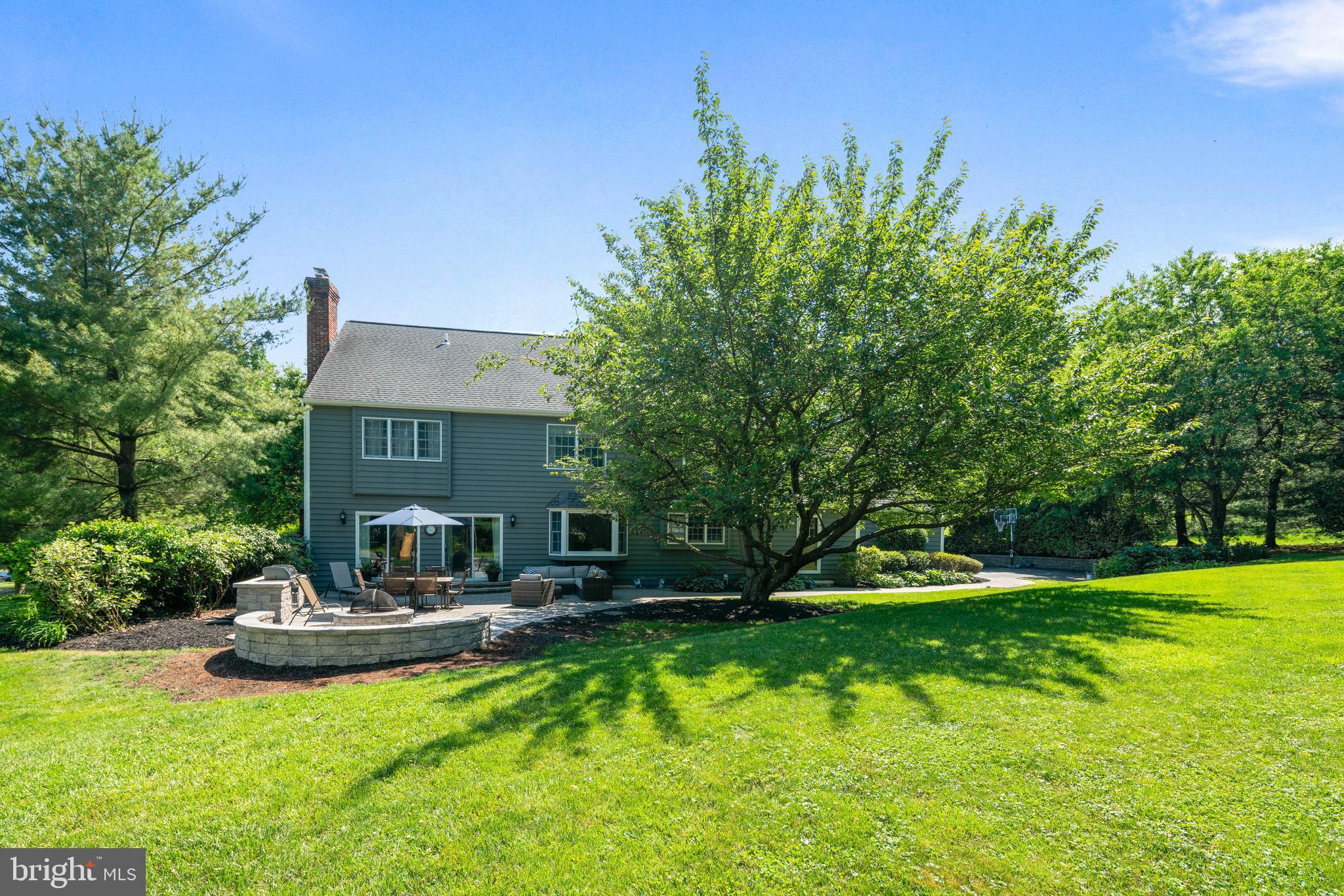 HUNTERS CROSSING - Residential