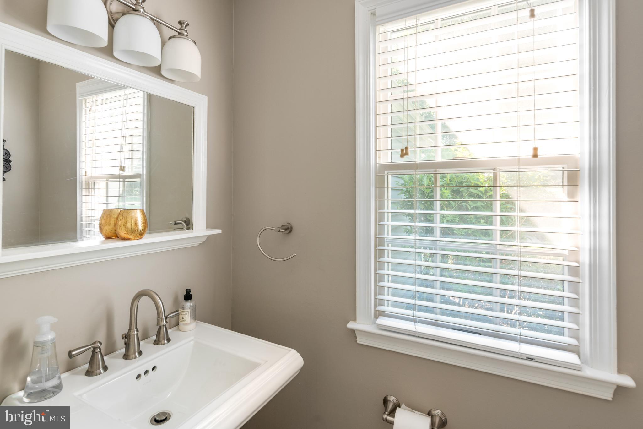 HUNTERS CROSSING - Residential