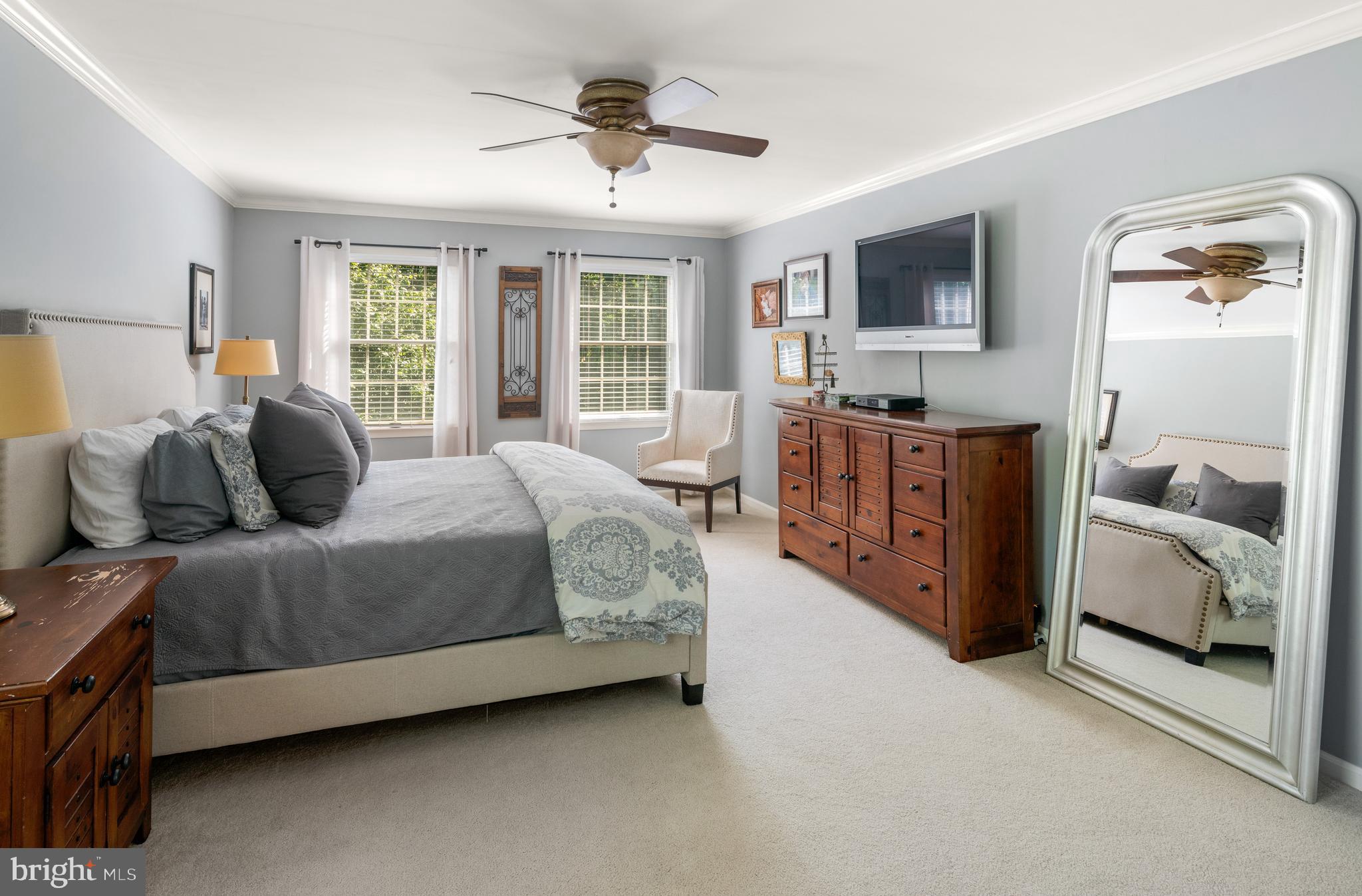 HUNTERS CROSSING - Residential