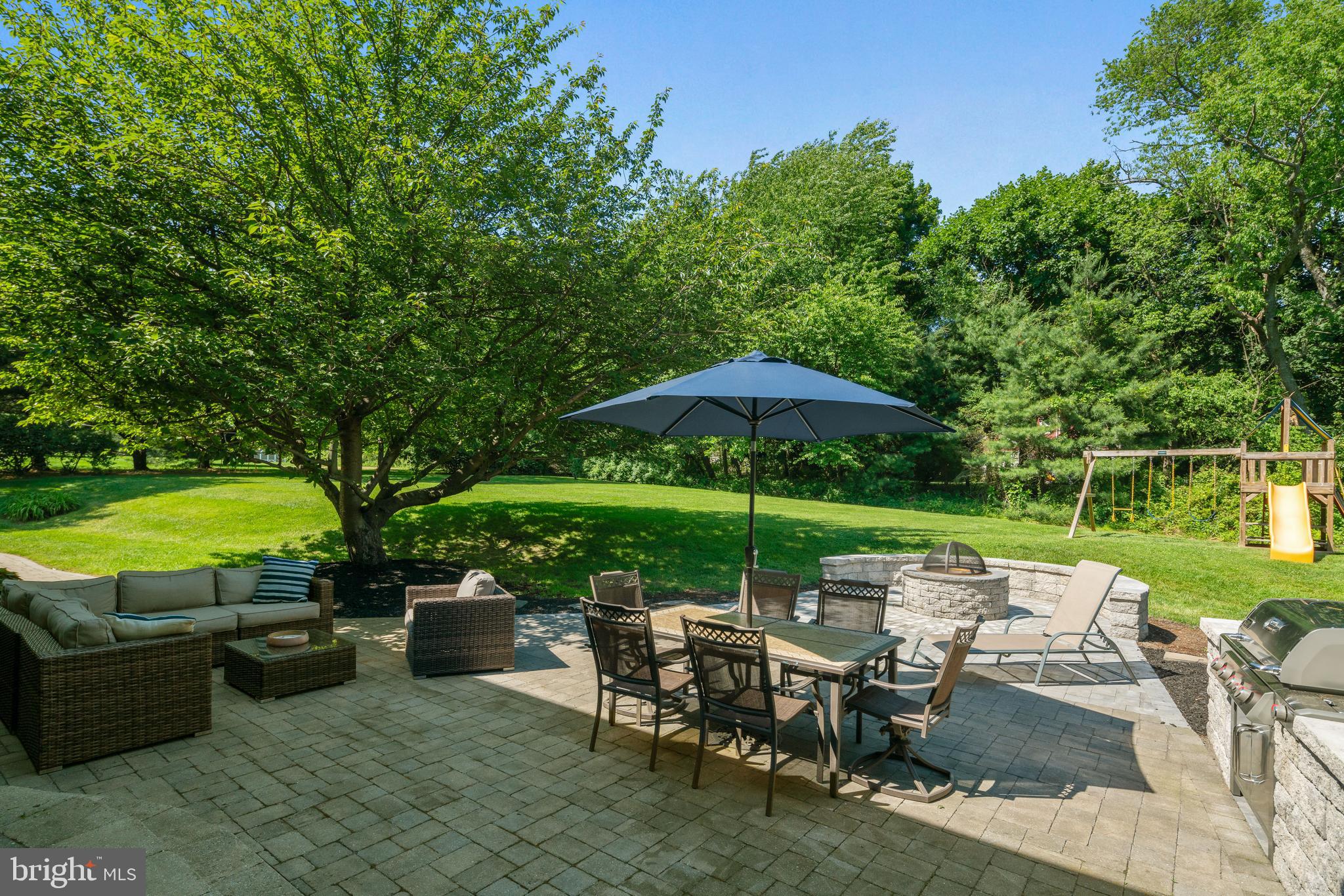 HUNTERS CROSSING - Residential