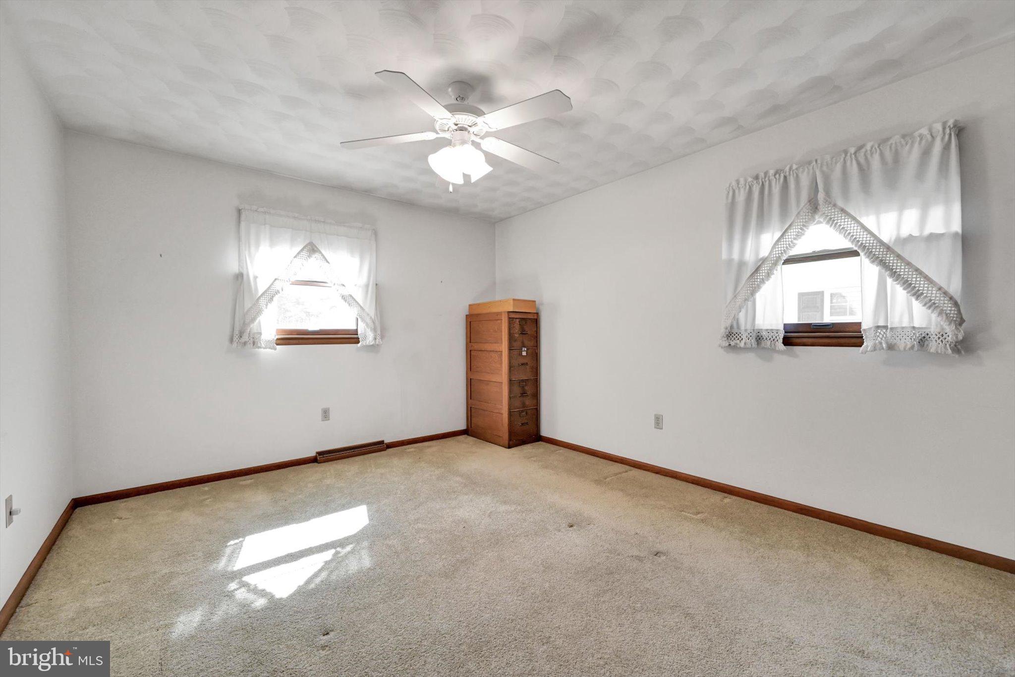 HERITAGE ACRES - Residential