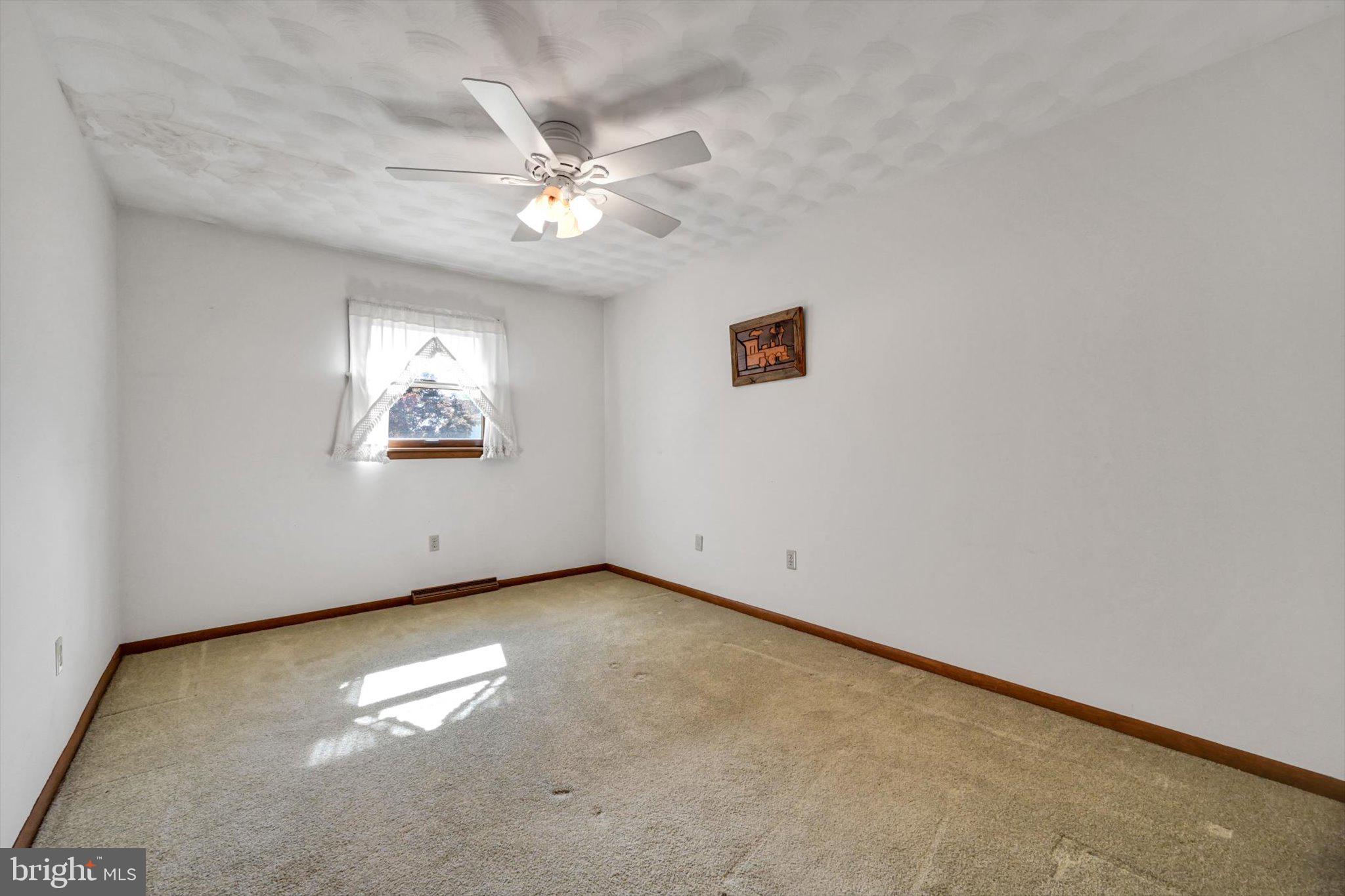 HERITAGE ACRES - Residential