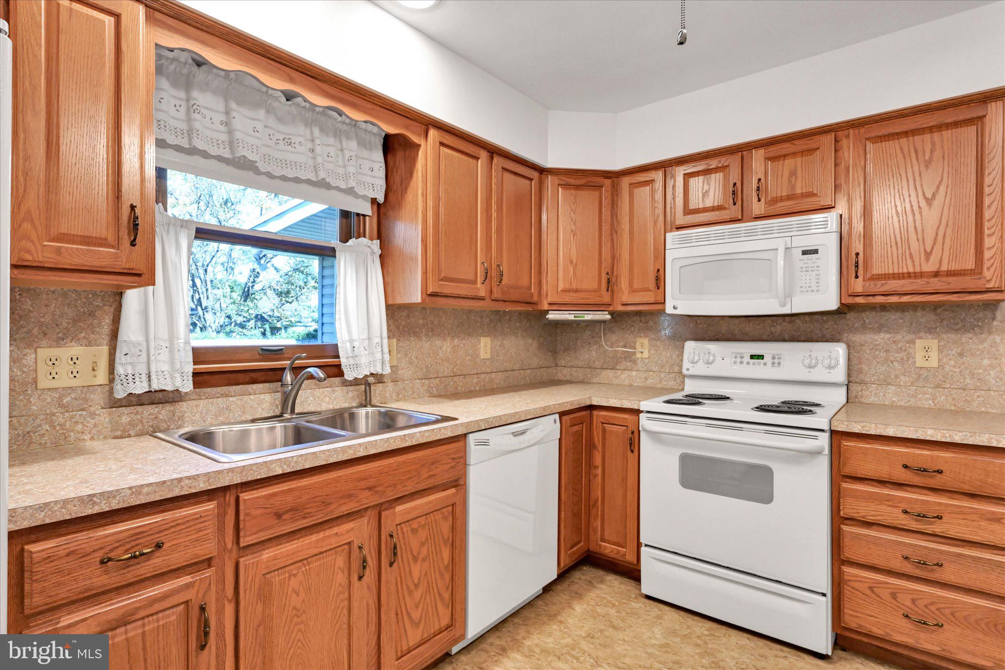 HERITAGE ACRES - Residential