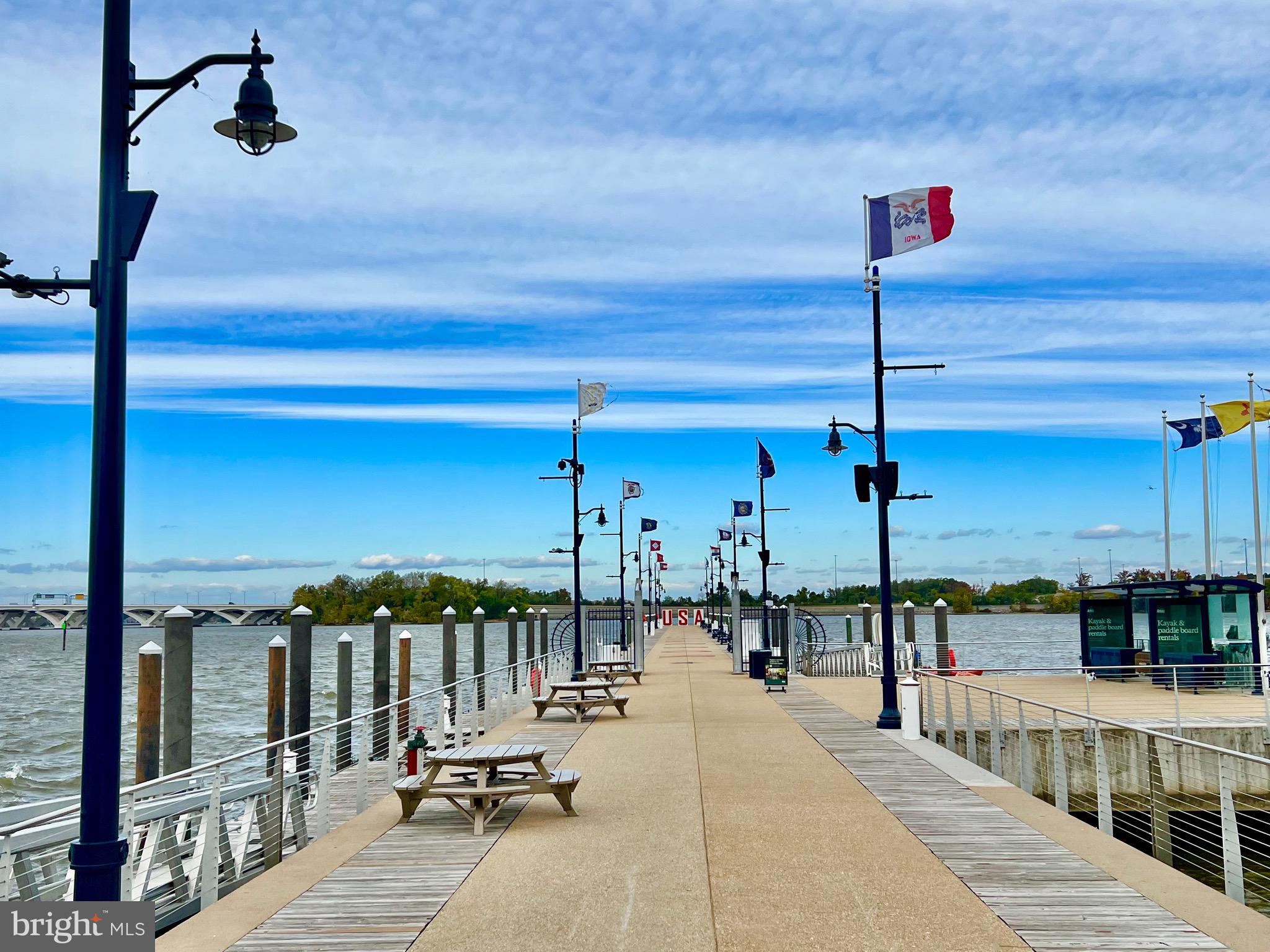 THE FLATS AT NATIONAL HARBOR - Residential Lease