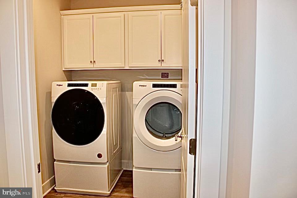 THE FLATS AT NATIONAL HARBOR - Residential Lease