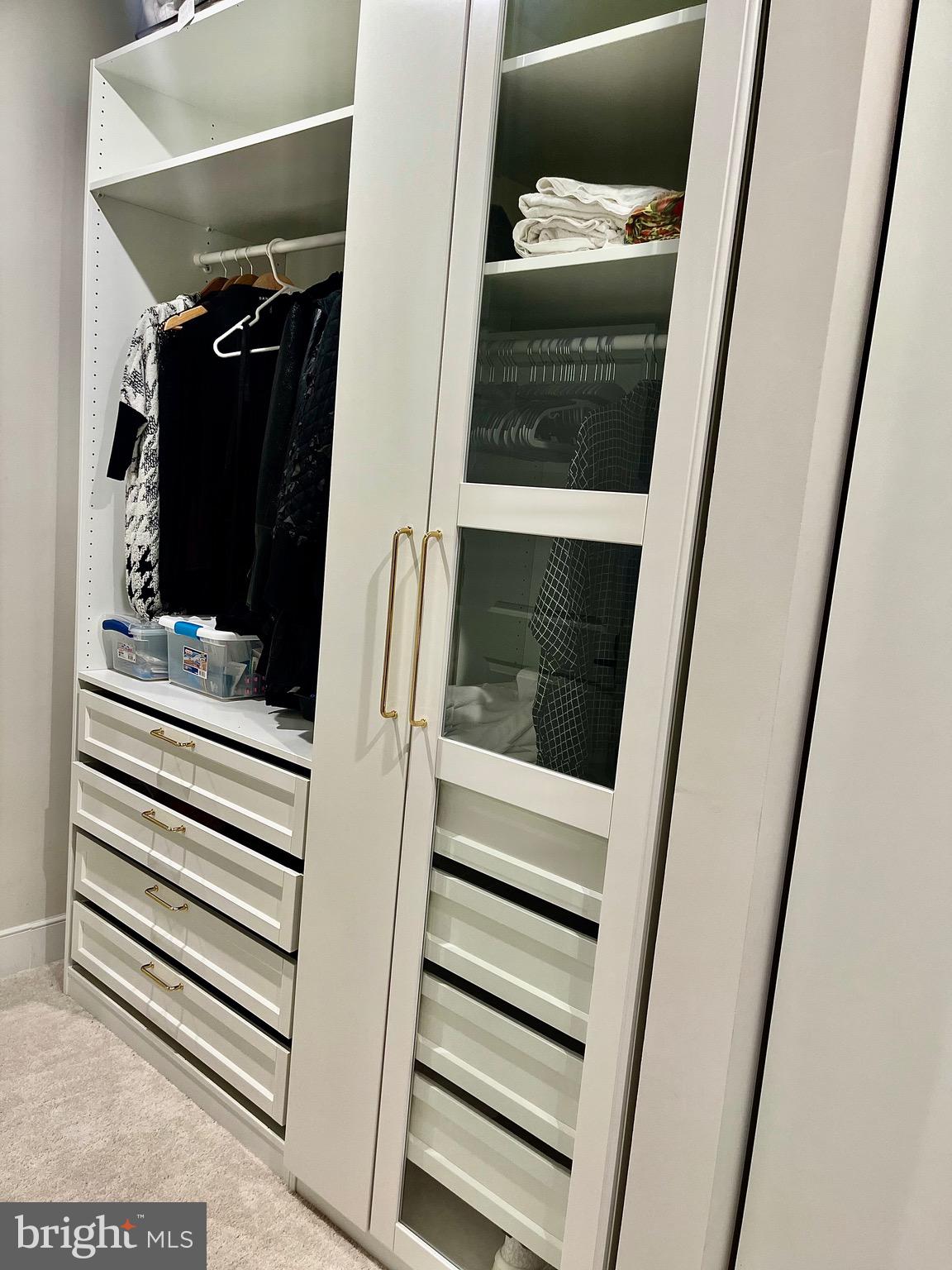 THE FLATS AT NATIONAL HARBOR - Residential Lease