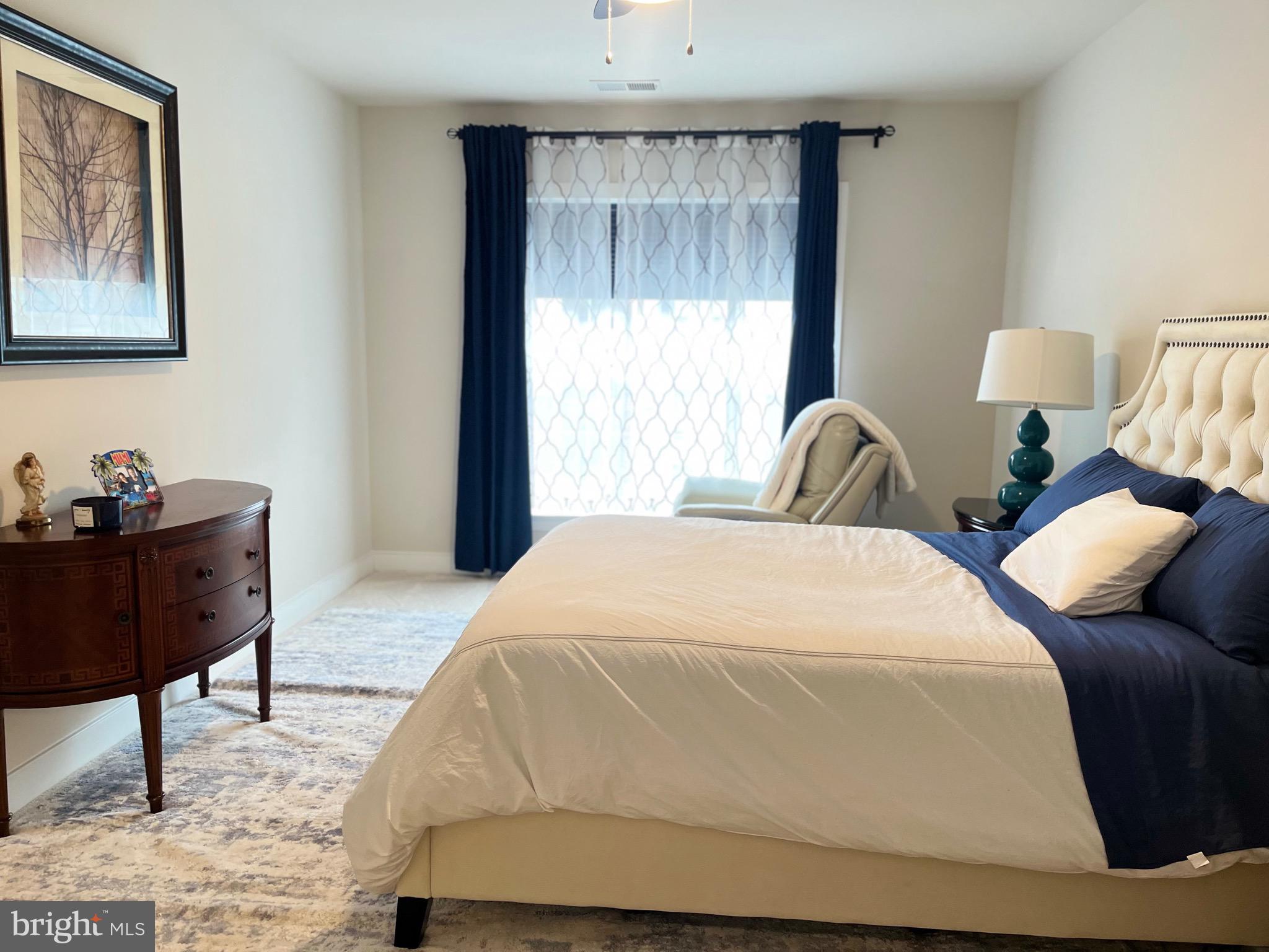 THE FLATS AT NATIONAL HARBOR - Residential Lease