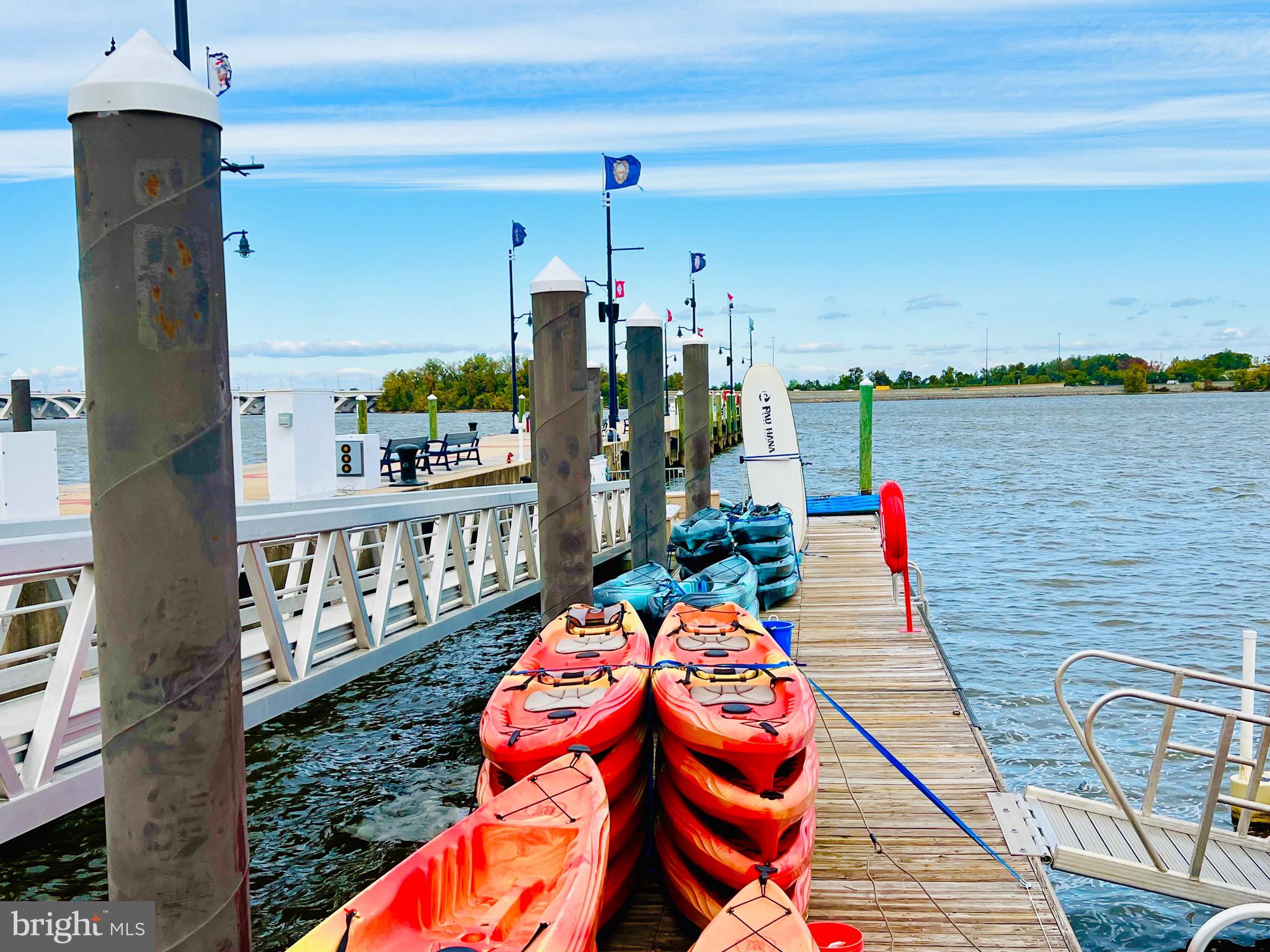 THE FLATS AT NATIONAL HARBOR - Residential Lease