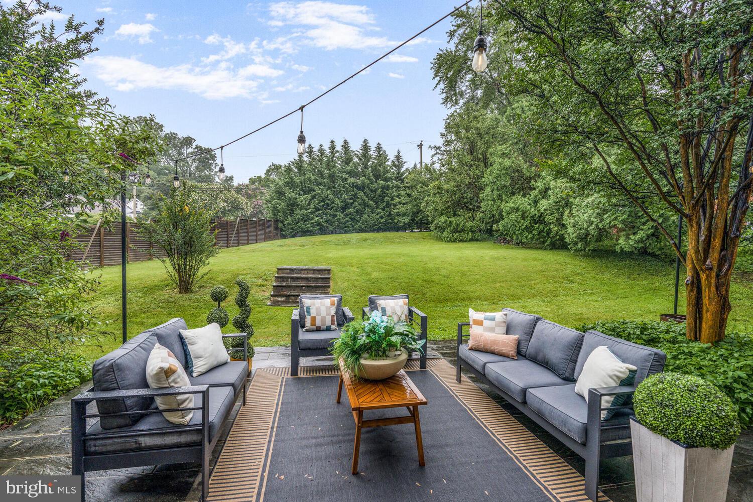 SHIRLEY WOODS - Residential