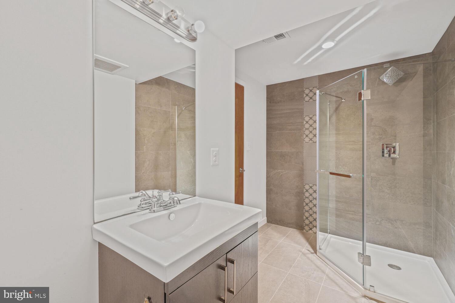 SHIRLEY WOODS - Residential