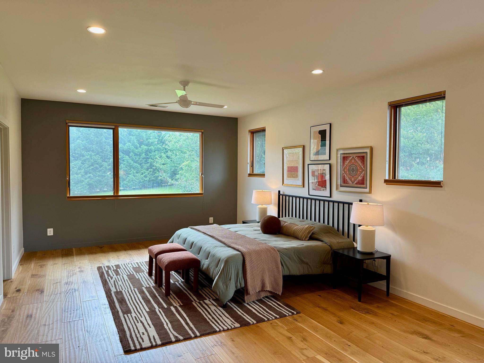 SHIRLEY WOODS - Residential