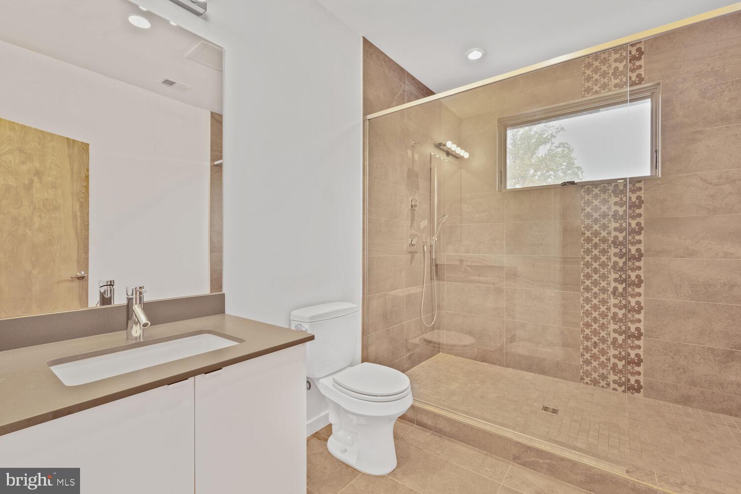 SHIRLEY WOODS - Residential