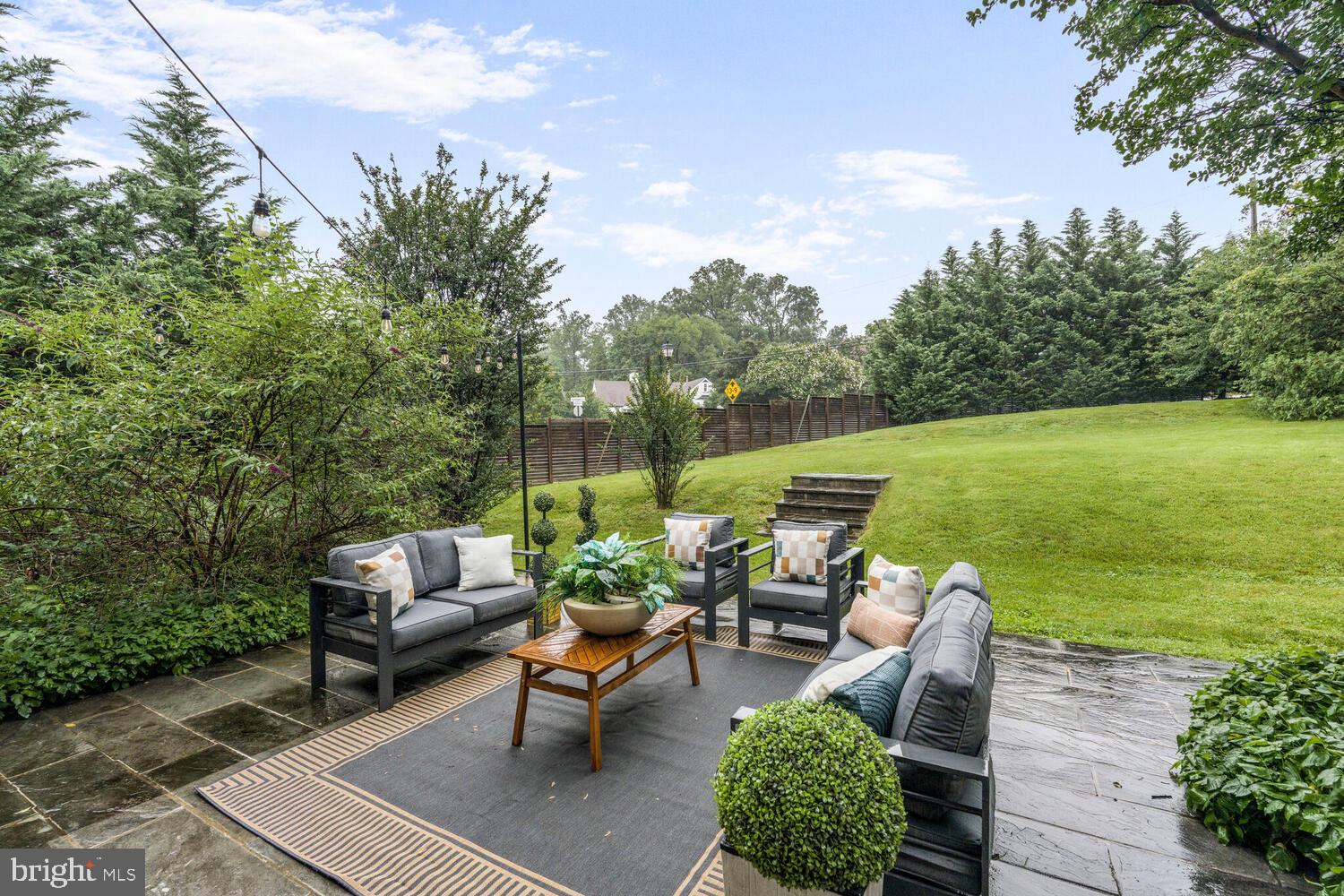 SHIRLEY WOODS - Residential