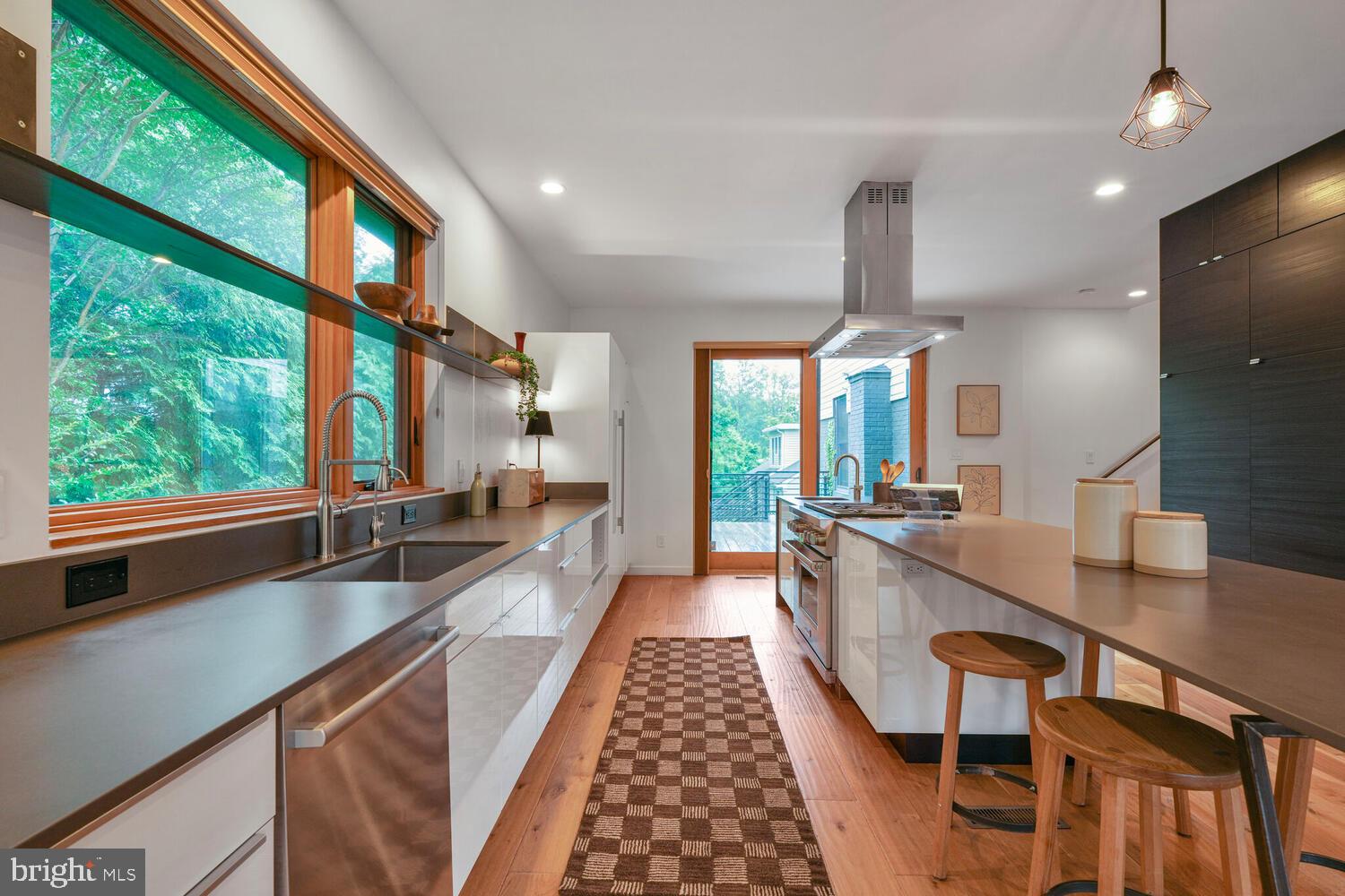 SHIRLEY WOODS - Residential