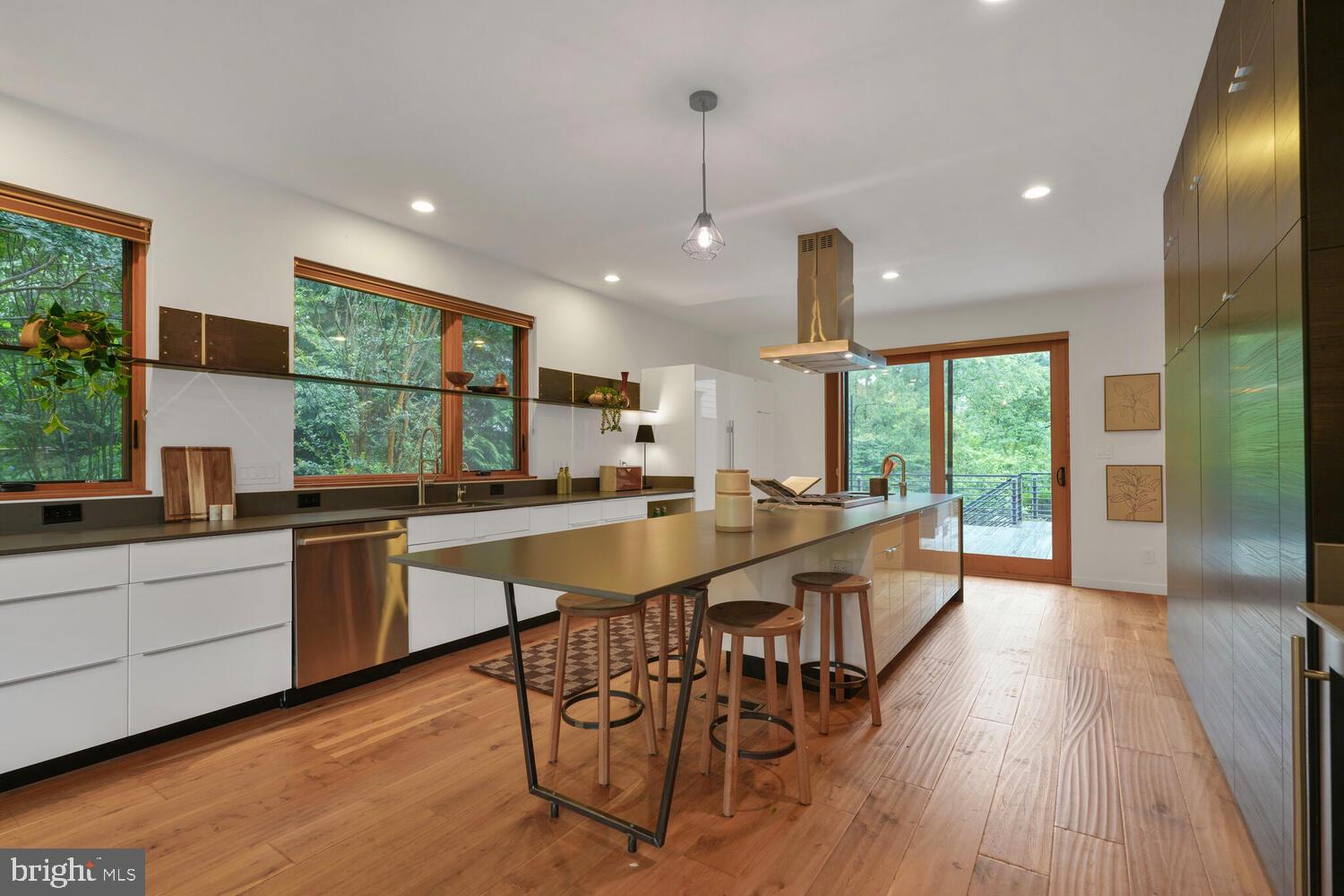 SHIRLEY WOODS - Residential