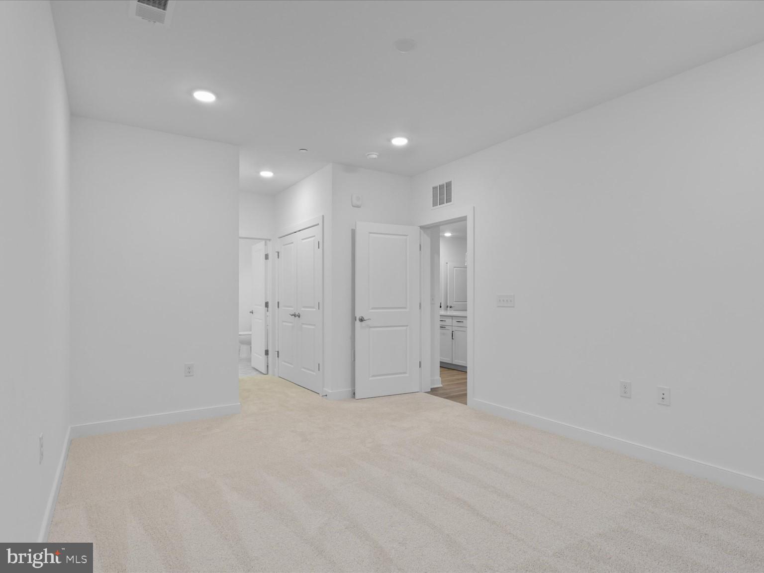 WAXPOOL CROSSING - Residential