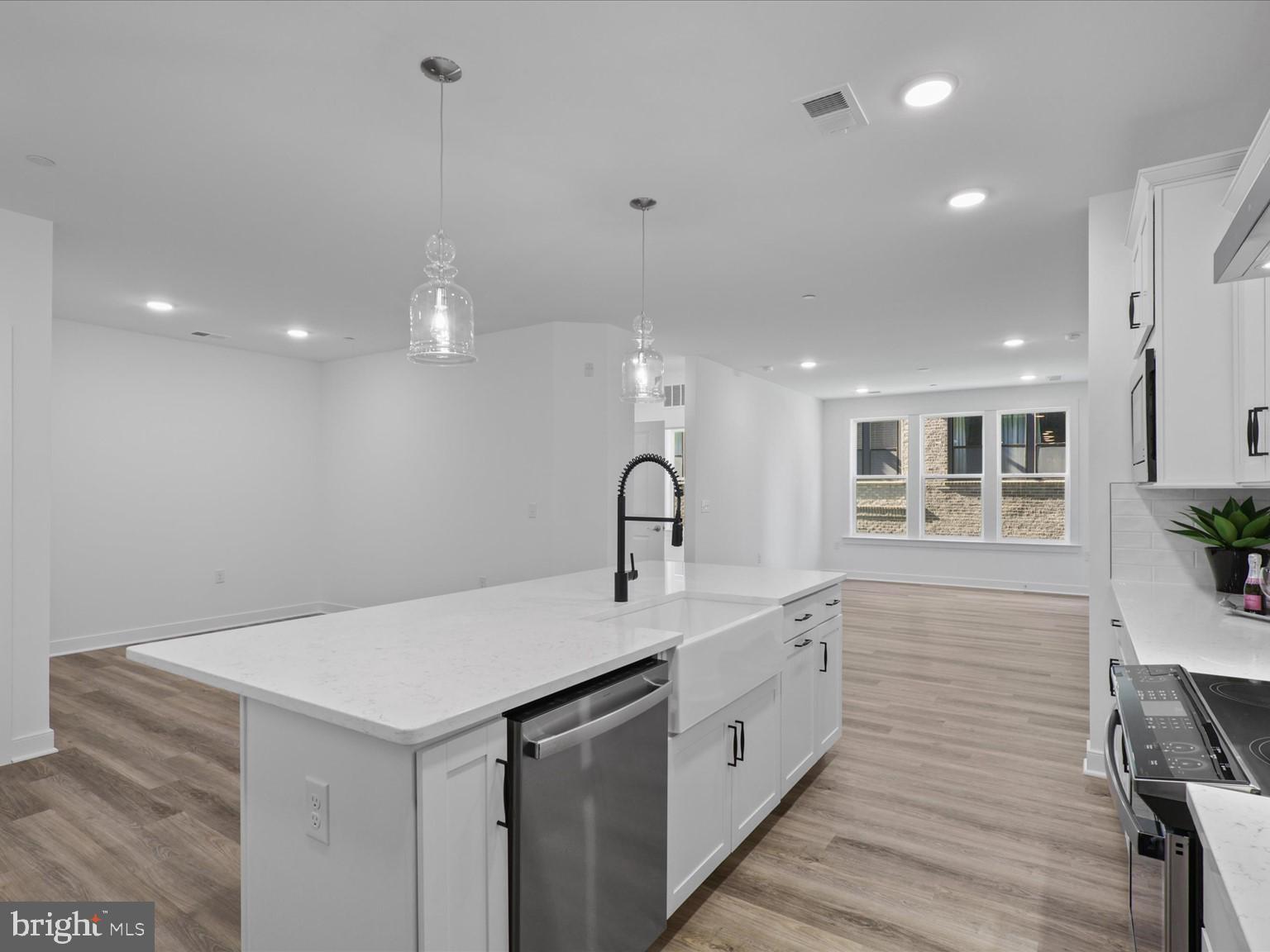 WAXPOOL CROSSING - Residential