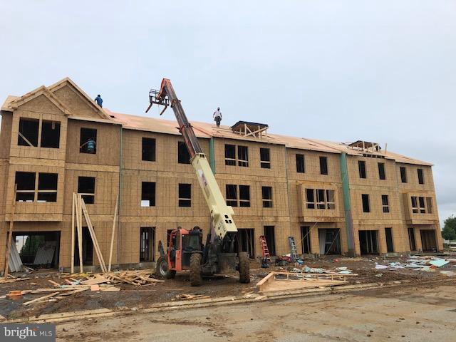 BRIAR RUN - Residential