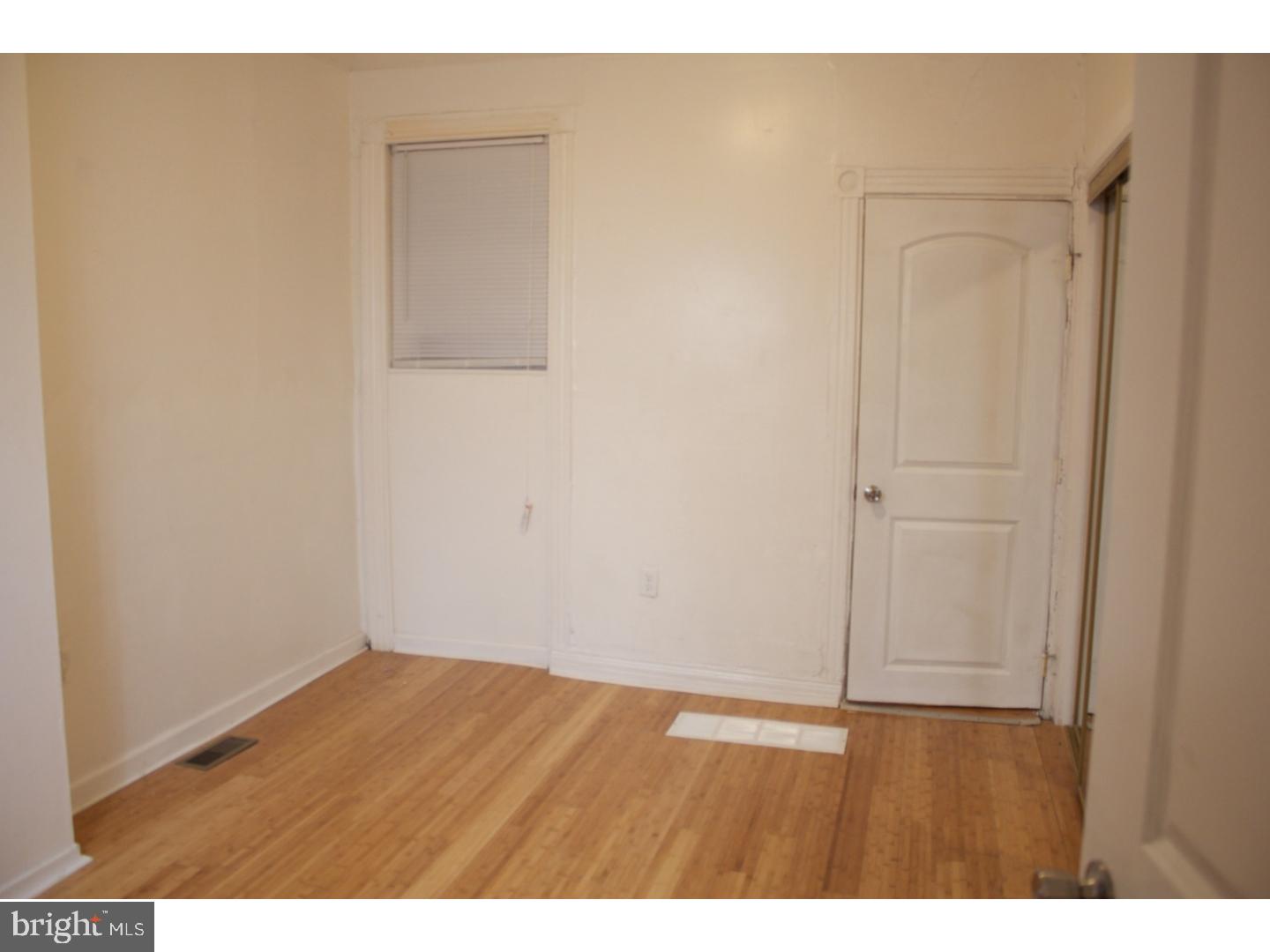 UNIVERSITY CITY - Residential Lease