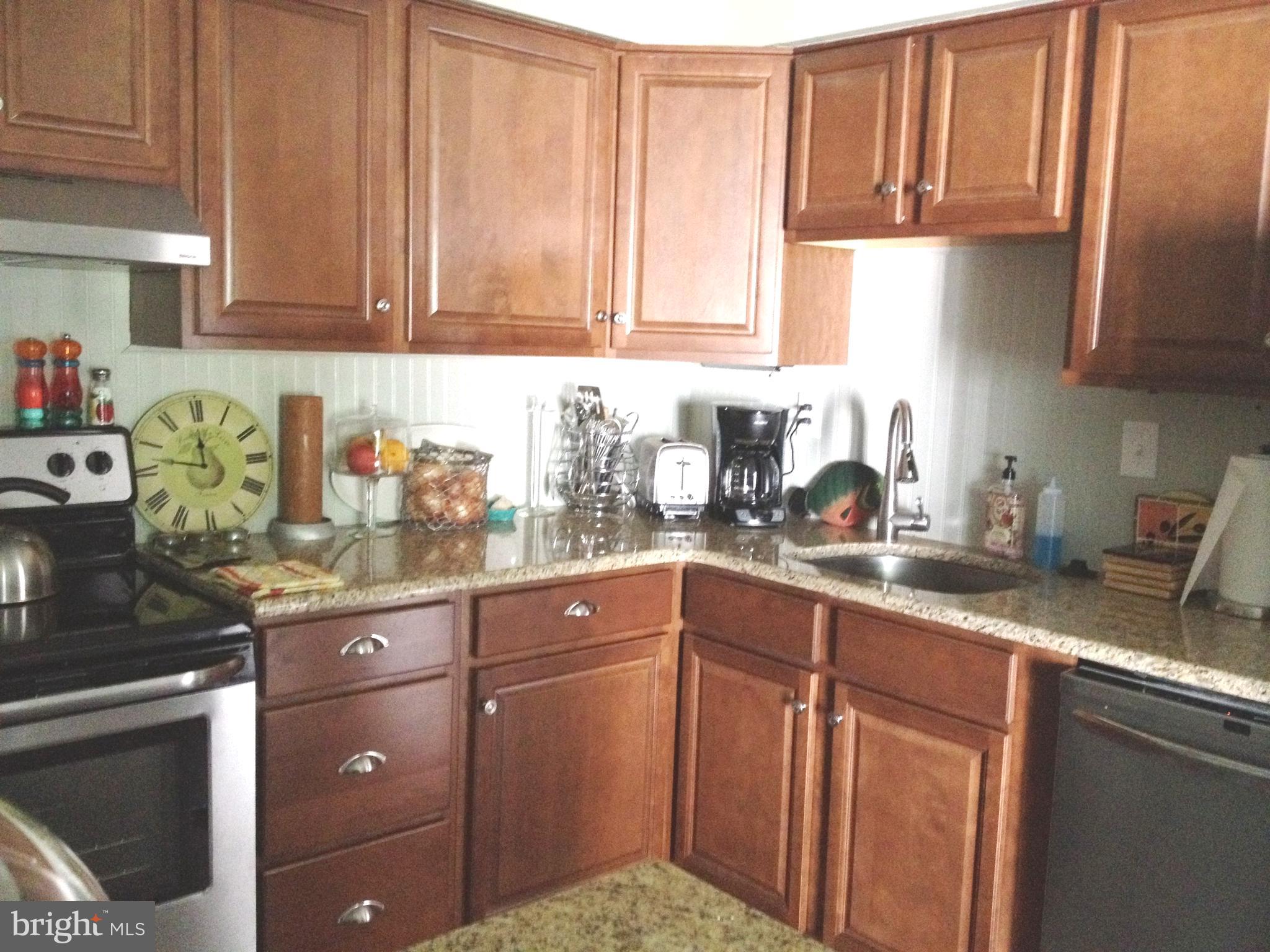 7 ROCKFORD ROAD E-12