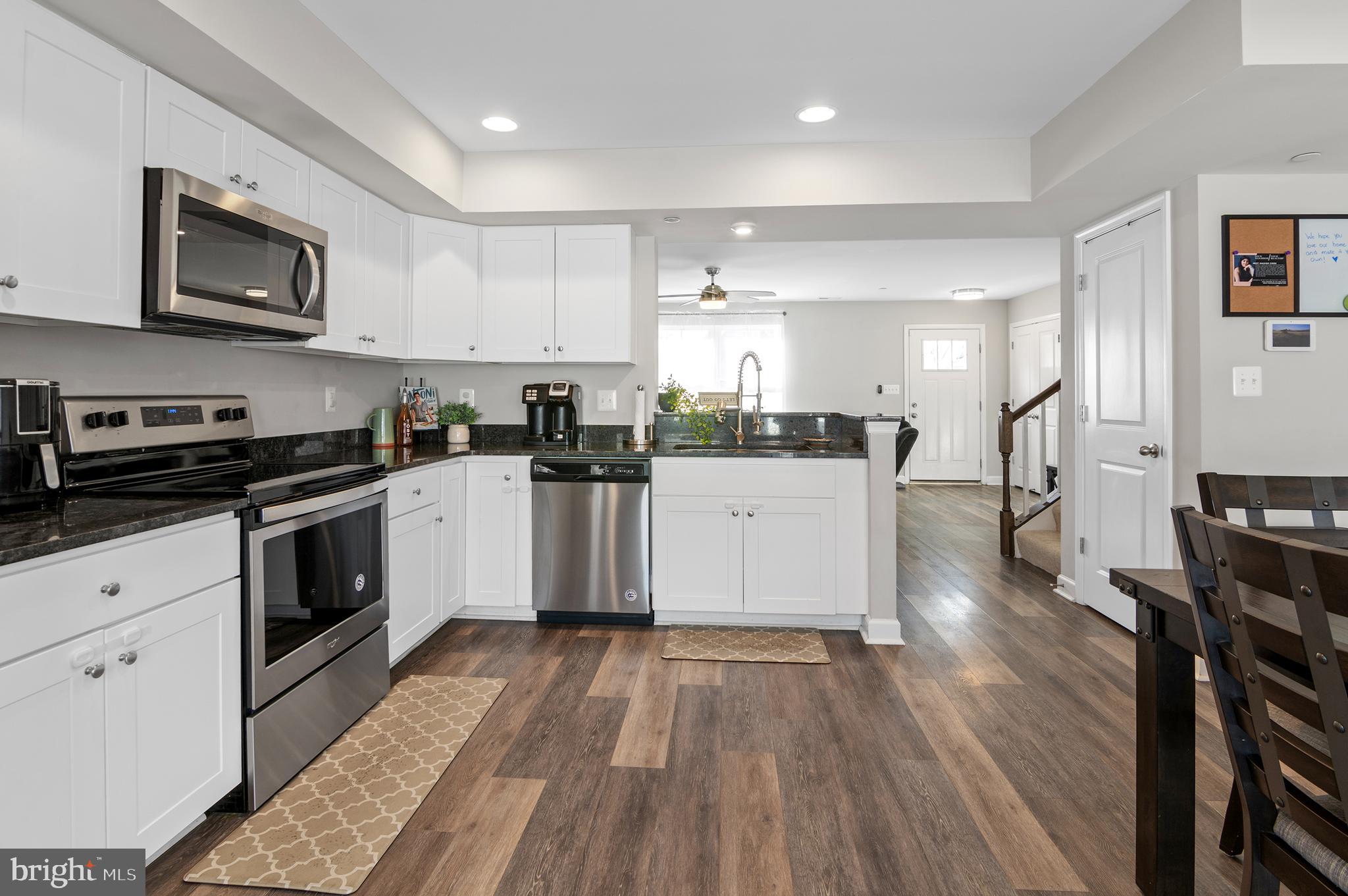 AVALON SHORES - Residential