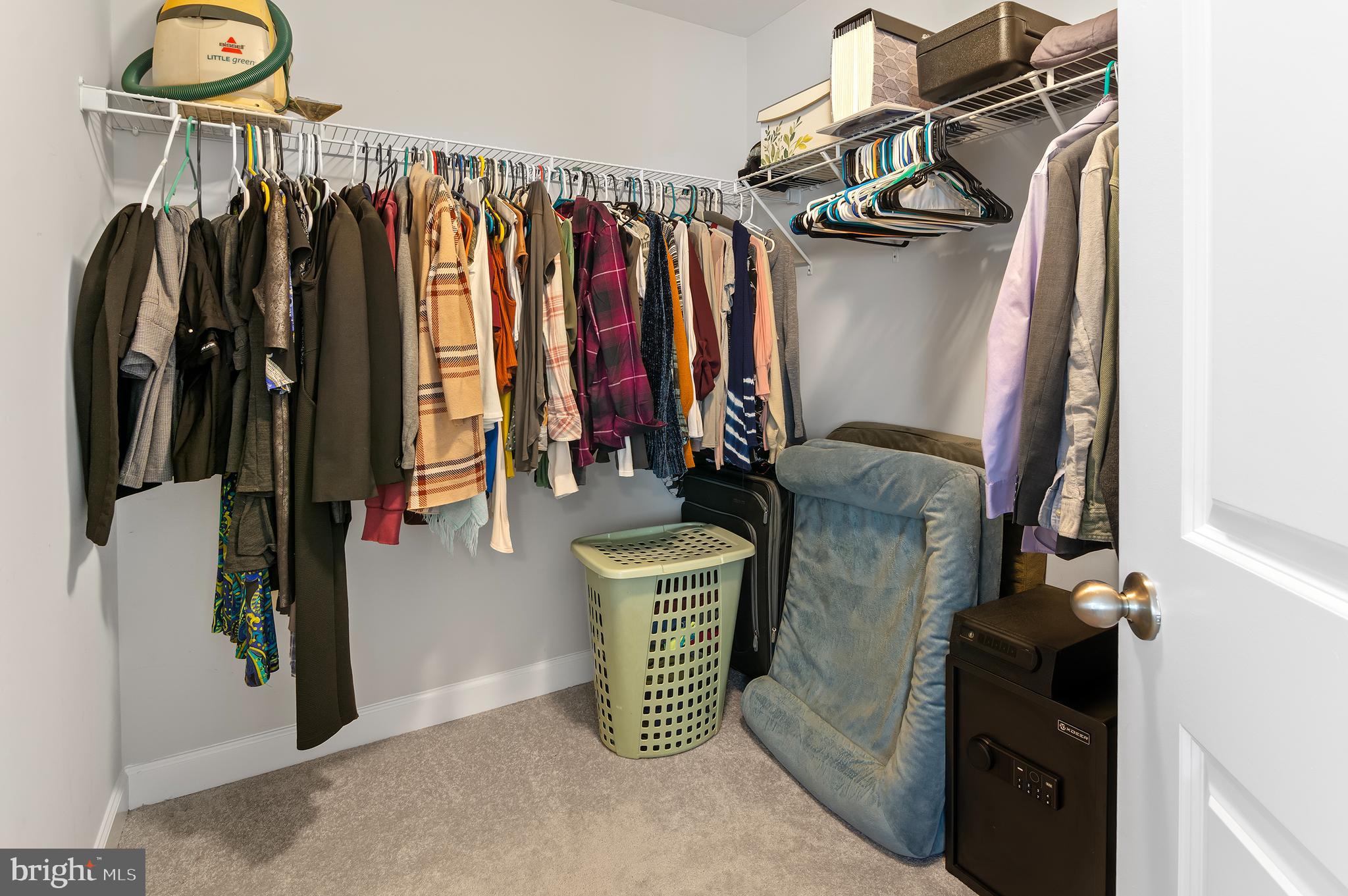 AVALON SHORES - Residential